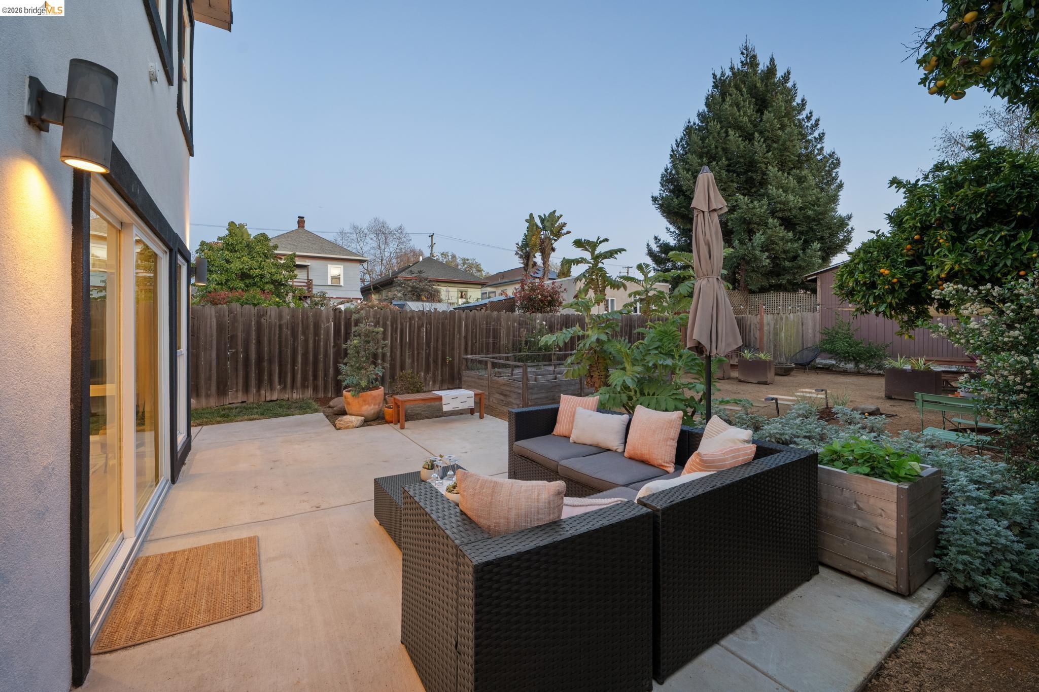 Detail Gallery Image 54 of 58 For 1646 Ashby Ave, Berkeley,  CA 94703 - 3 Beds | 2 Baths