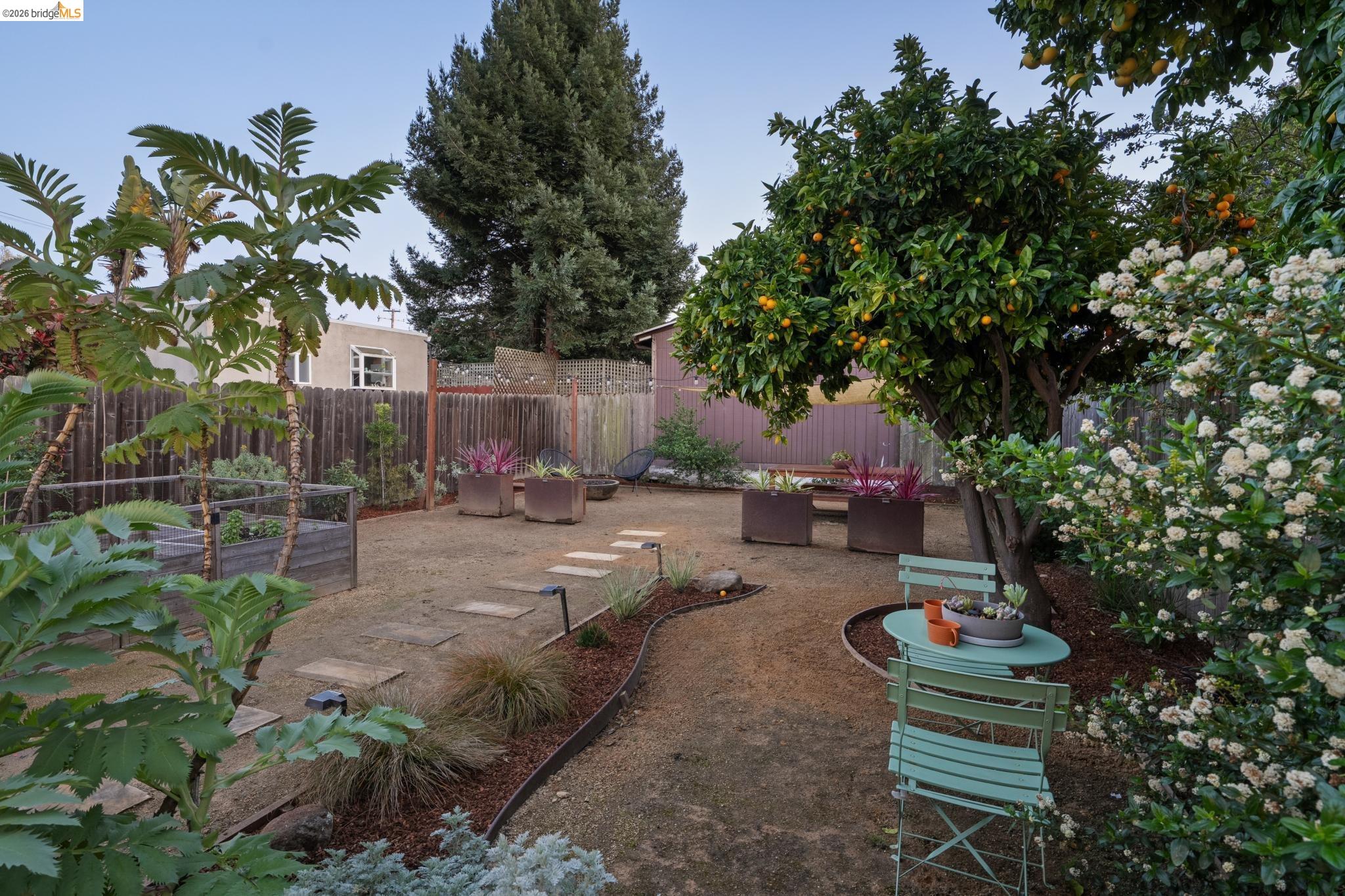 Detail Gallery Image 55 of 58 For 1646 Ashby Ave, Berkeley,  CA 94703 - 3 Beds | 2 Baths