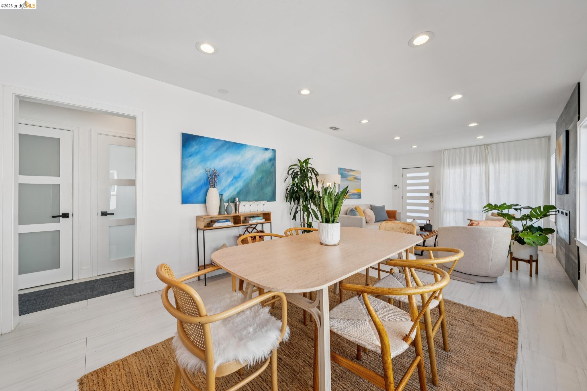 Detail Gallery Image 9 of 58 For 1646 Ashby Ave, Berkeley,  CA 94703 - 3 Beds | 2 Baths