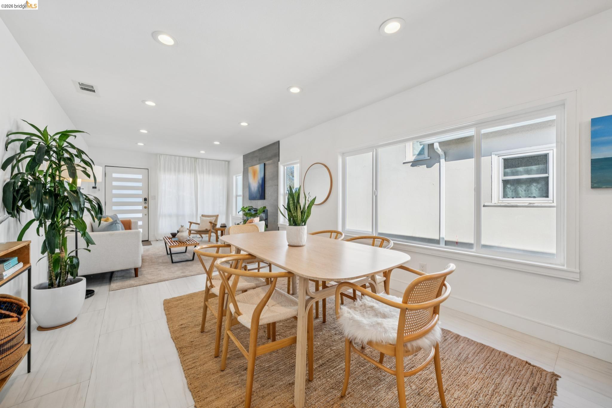 Detail Gallery Image 10 of 58 For 1646 Ashby Ave, Berkeley,  CA 94703 - 3 Beds | 2 Baths