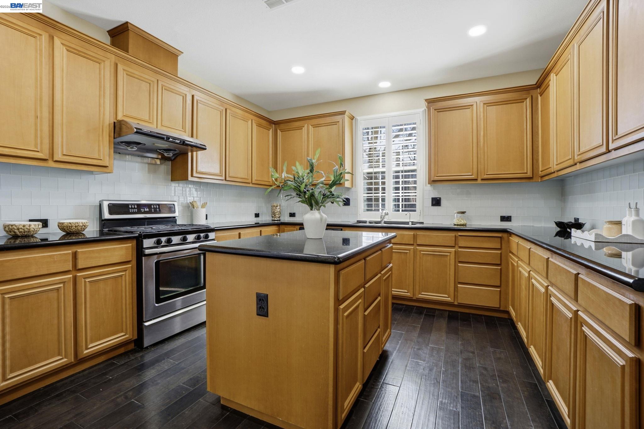 Photo #15: 41125896 Listing: Photo #15