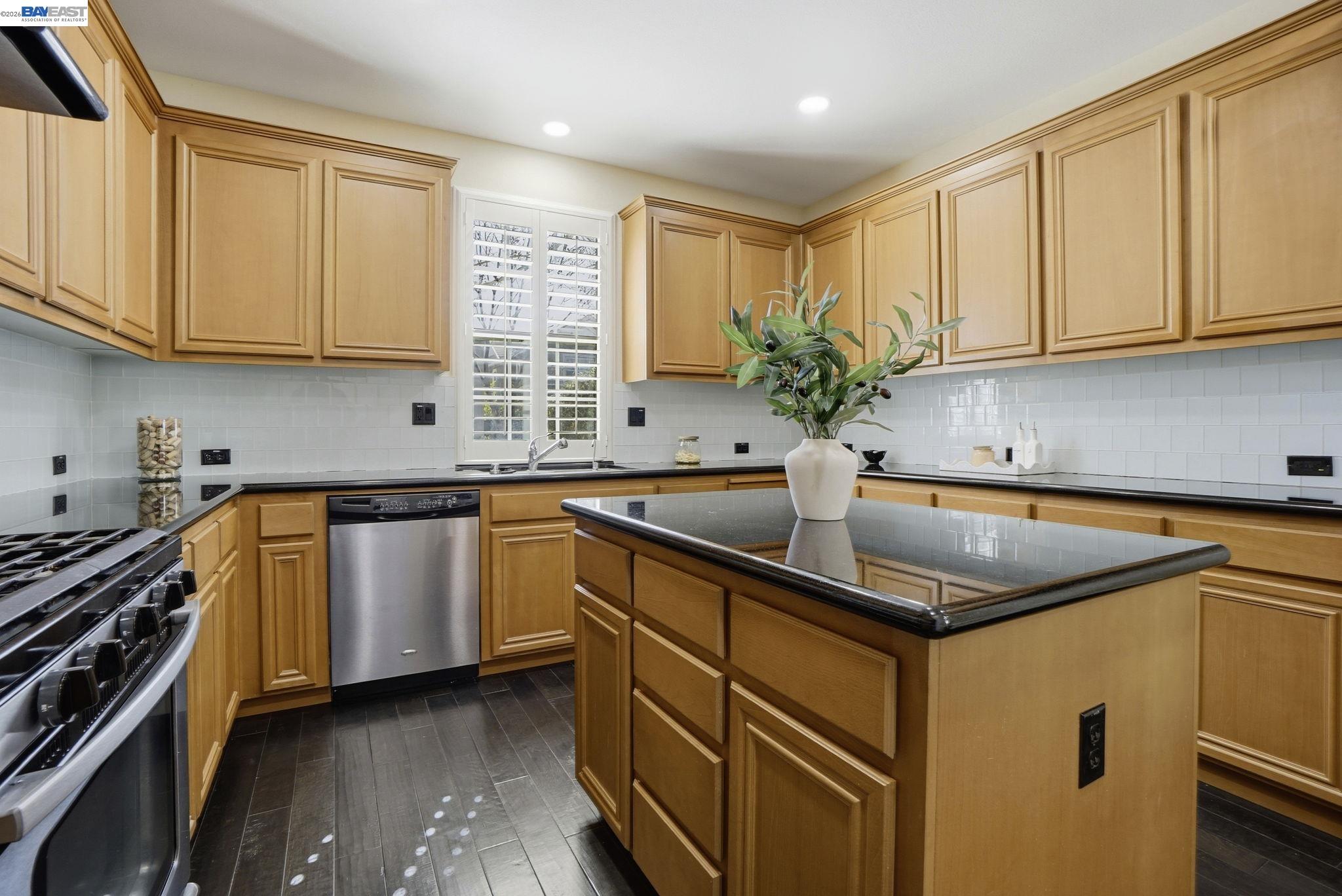 Photo #16: 41125896 Listing: Photo #16