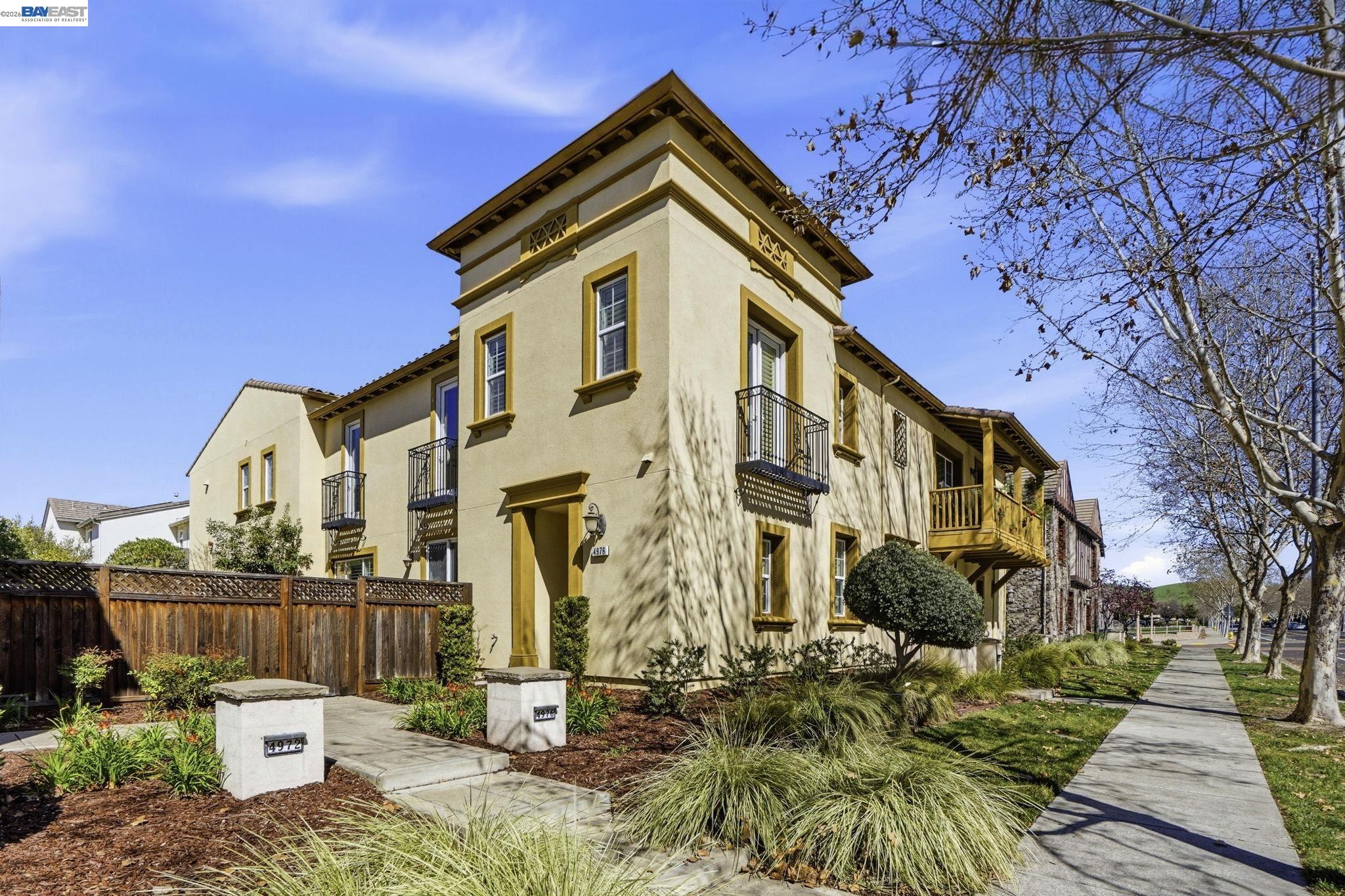 Photo #4: 41125896 Listing: Photo #4