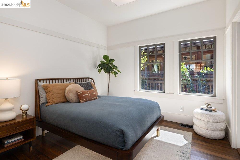 Detail Gallery Image 17 of 60 For 3046 Deakin St, Berkeley,  CA 94705 - 4 Beds | 2 Baths