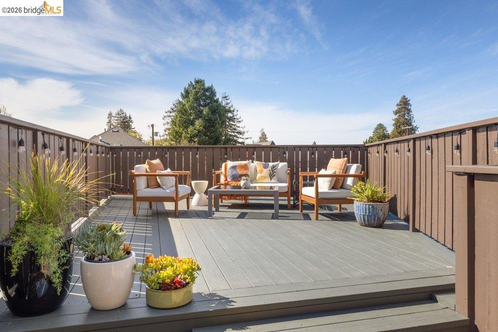 Detail Gallery Image 47 of 60 For 3046 Deakin St, Berkeley,  CA 94705 - 4 Beds | 2 Baths