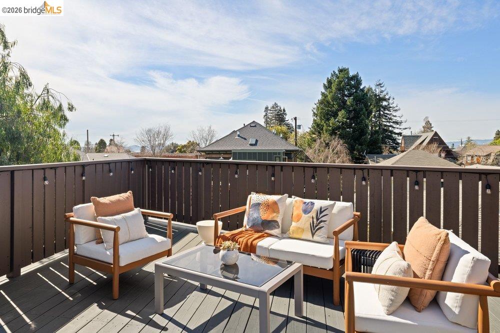 Detail Gallery Image 49 of 60 For 3046 Deakin St, Berkeley,  CA 94705 - 4 Beds | 2 Baths