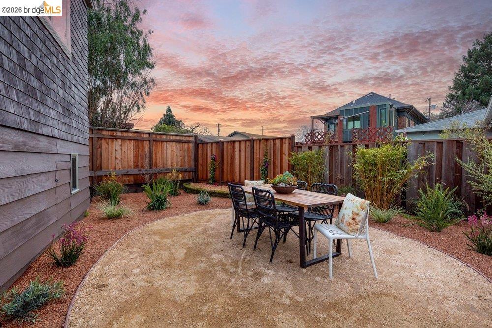 Detail Gallery Image 53 of 60 For 3046 Deakin St, Berkeley,  CA 94705 - 4 Beds | 2 Baths