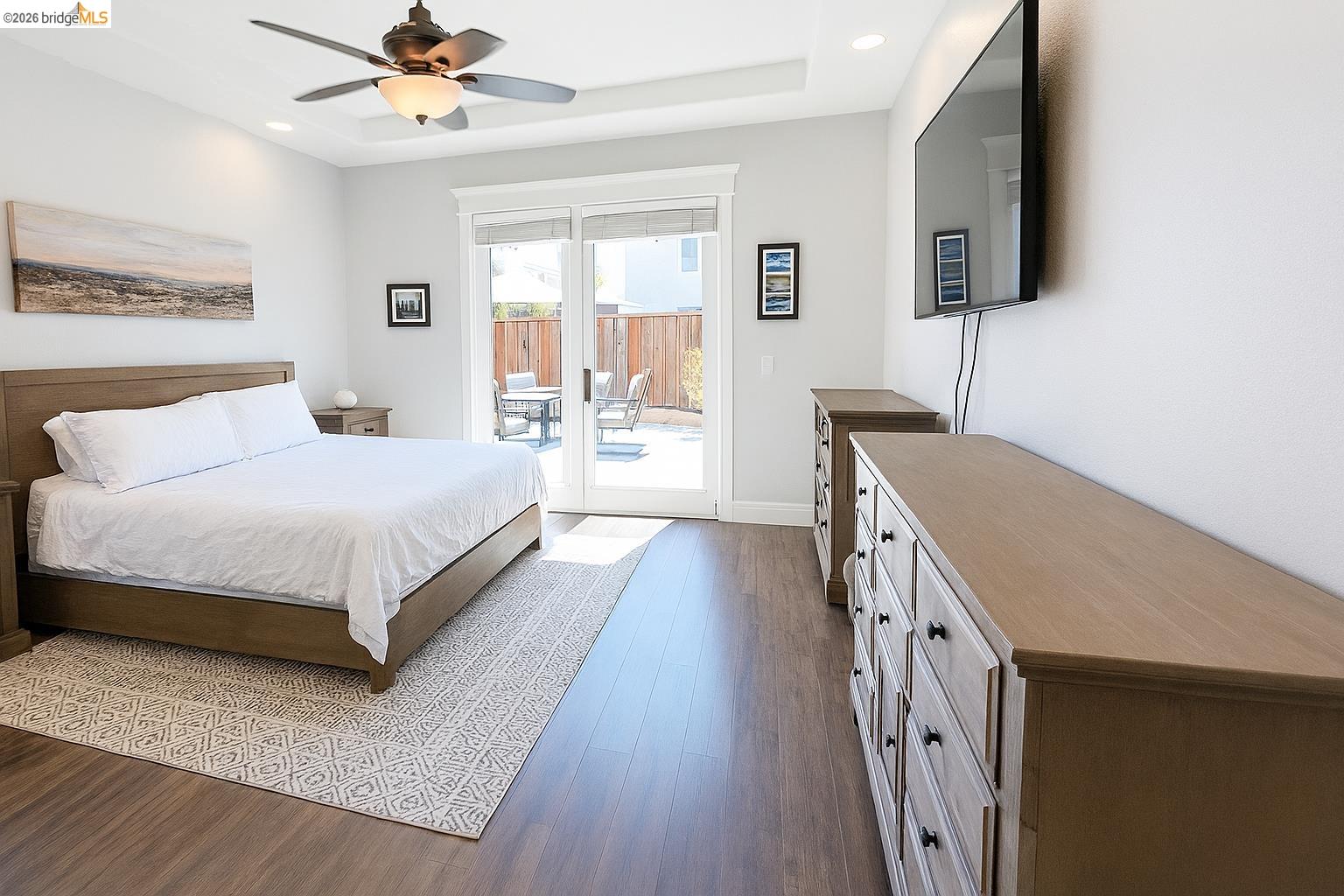 Detail Gallery Image 12 of 26 For 2072 Bridgeport Loop, Discovery Bay,  CA 94505 - 4 Beds | 3 Baths