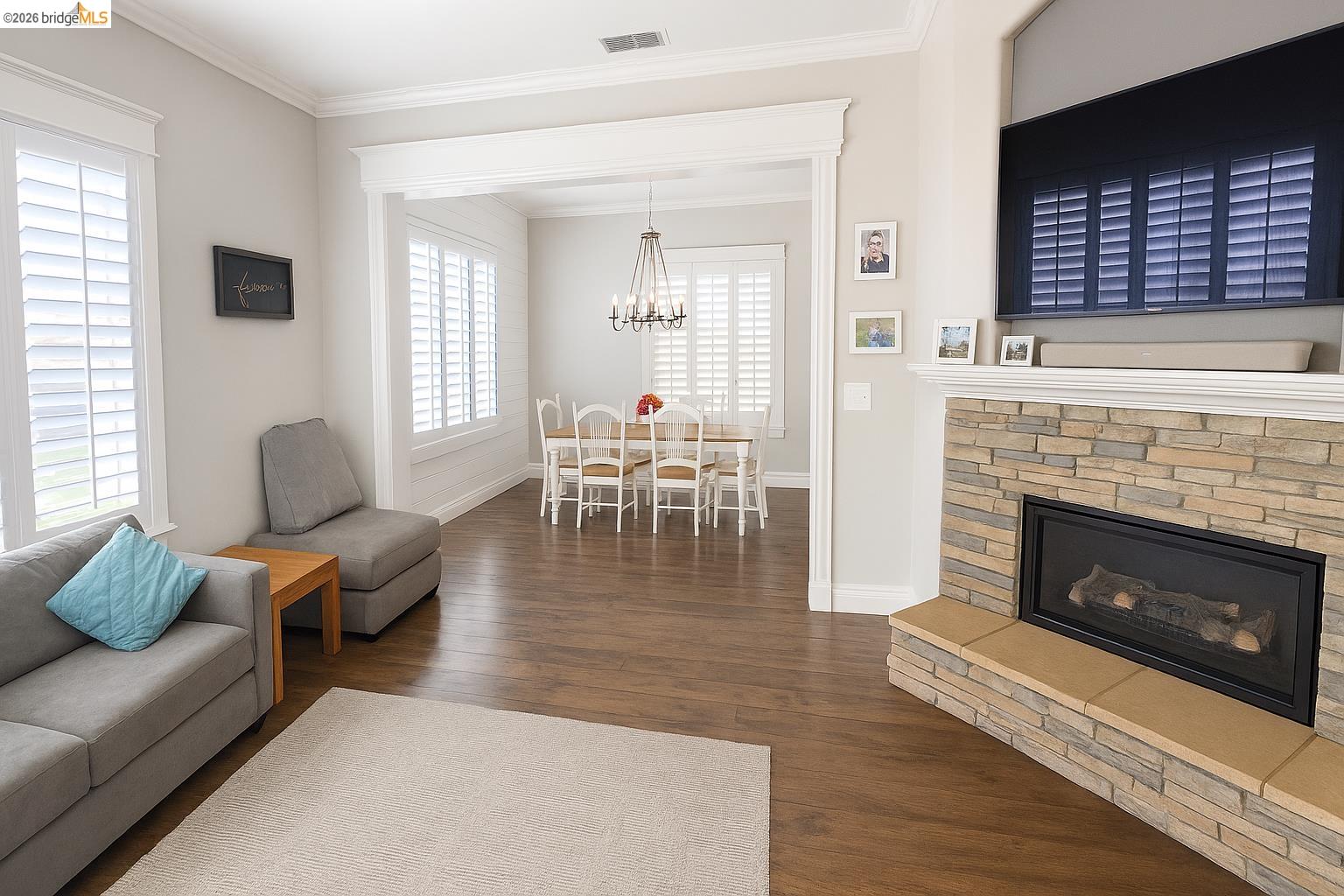 Detail Gallery Image 9 of 26 For 2072 Bridgeport Loop, Discovery Bay,  CA 94505 - 4 Beds | 3 Baths