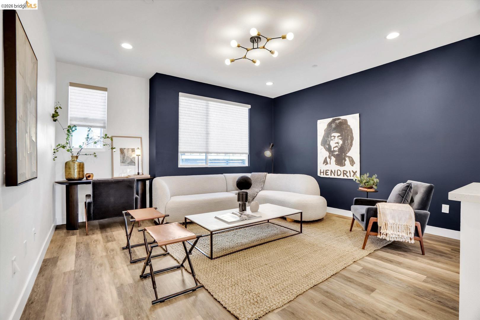 150 Uptown Cir, Oakland, CA, 94607