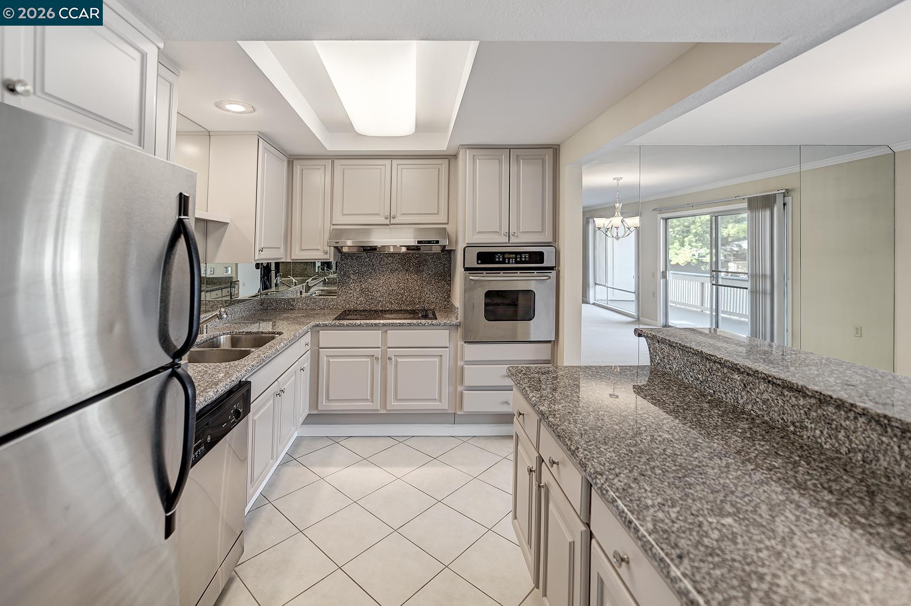 Photo #8: 41125900 Listing: Photo #8