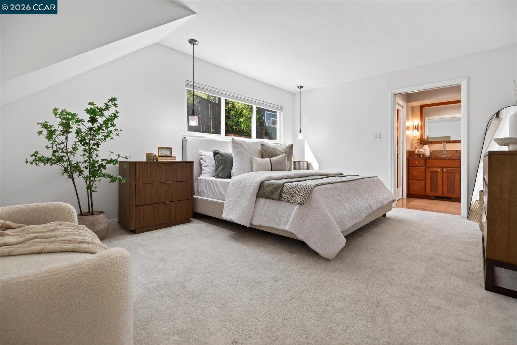 Detail Gallery Image 30 of 51 For 1816 Meadow Ln, Walnut Creek,  CA 94595 - 5 Beds | 3/1 Baths