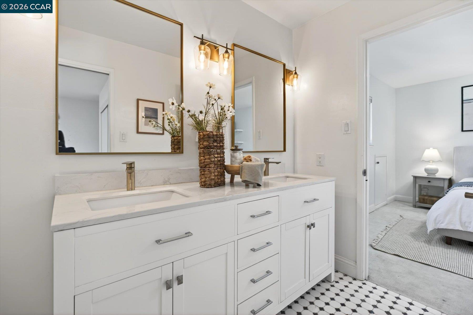 Detail Gallery Image 36 of 51 For 1816 Meadow Ln, Walnut Creek,  CA 94595 - 5 Beds | 3/1 Baths