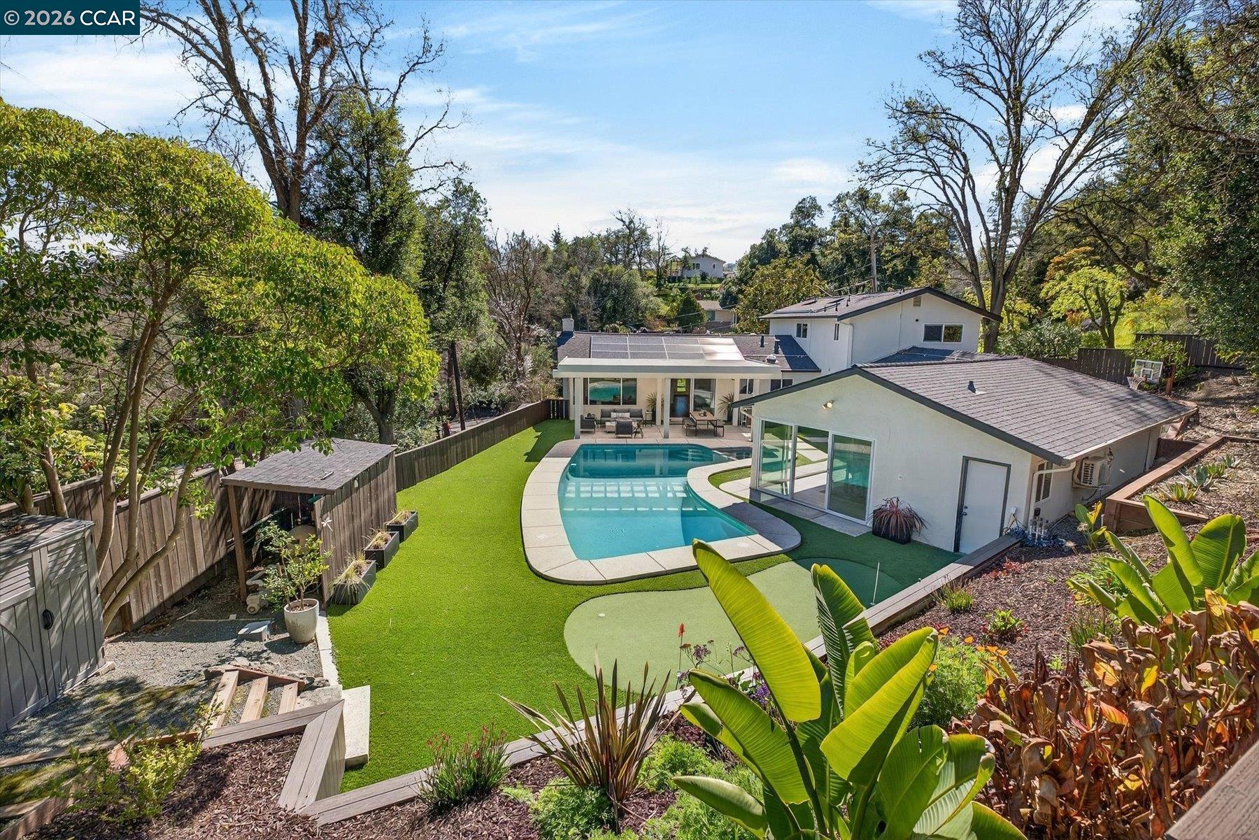 Detail Gallery Image 37 of 51 For 1816 Meadow Ln, Walnut Creek,  CA 94595 - 5 Beds | 3/1 Baths