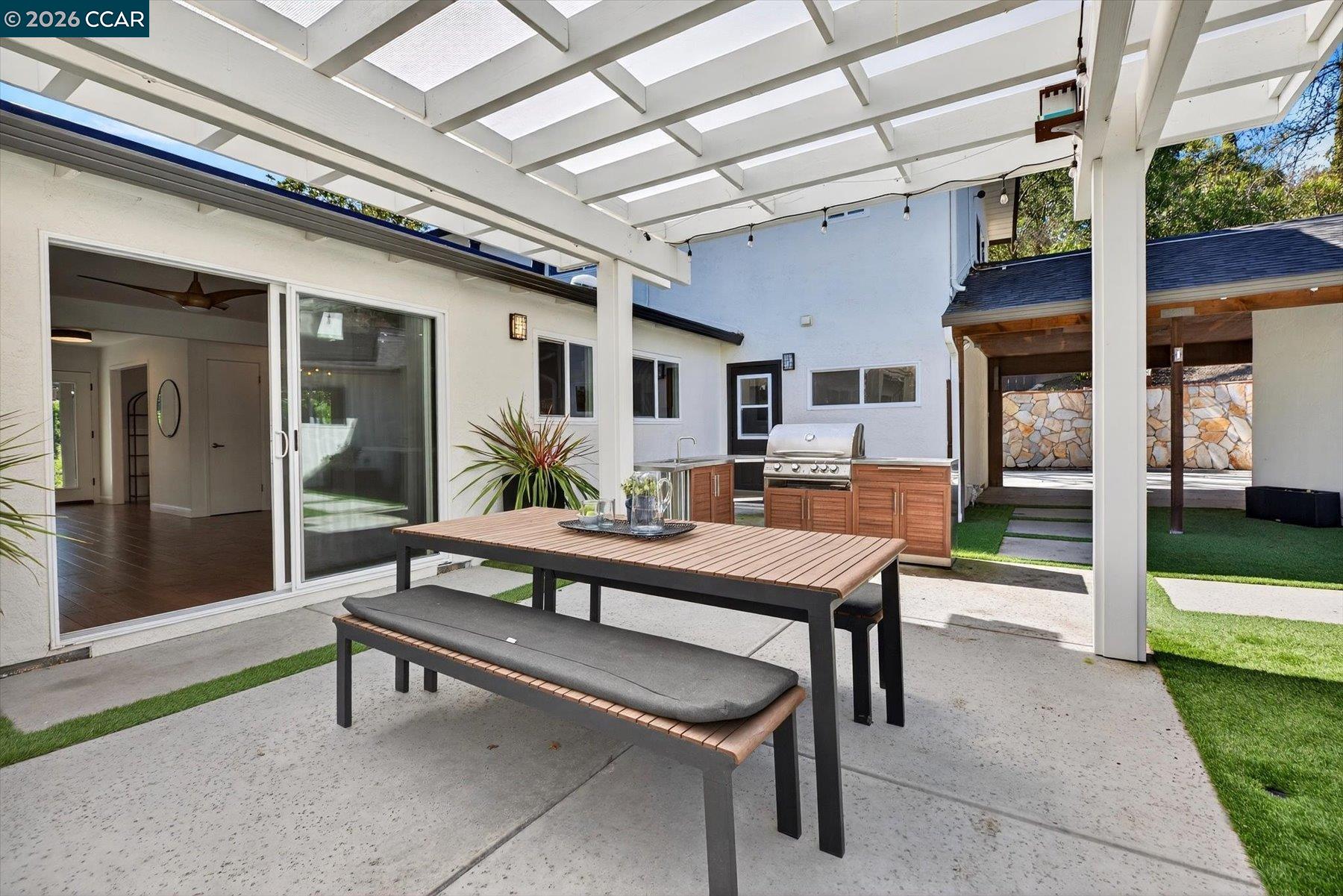 Detail Gallery Image 42 of 51 For 1816 Meadow Ln, Walnut Creek,  CA 94595 - 5 Beds | 3/1 Baths