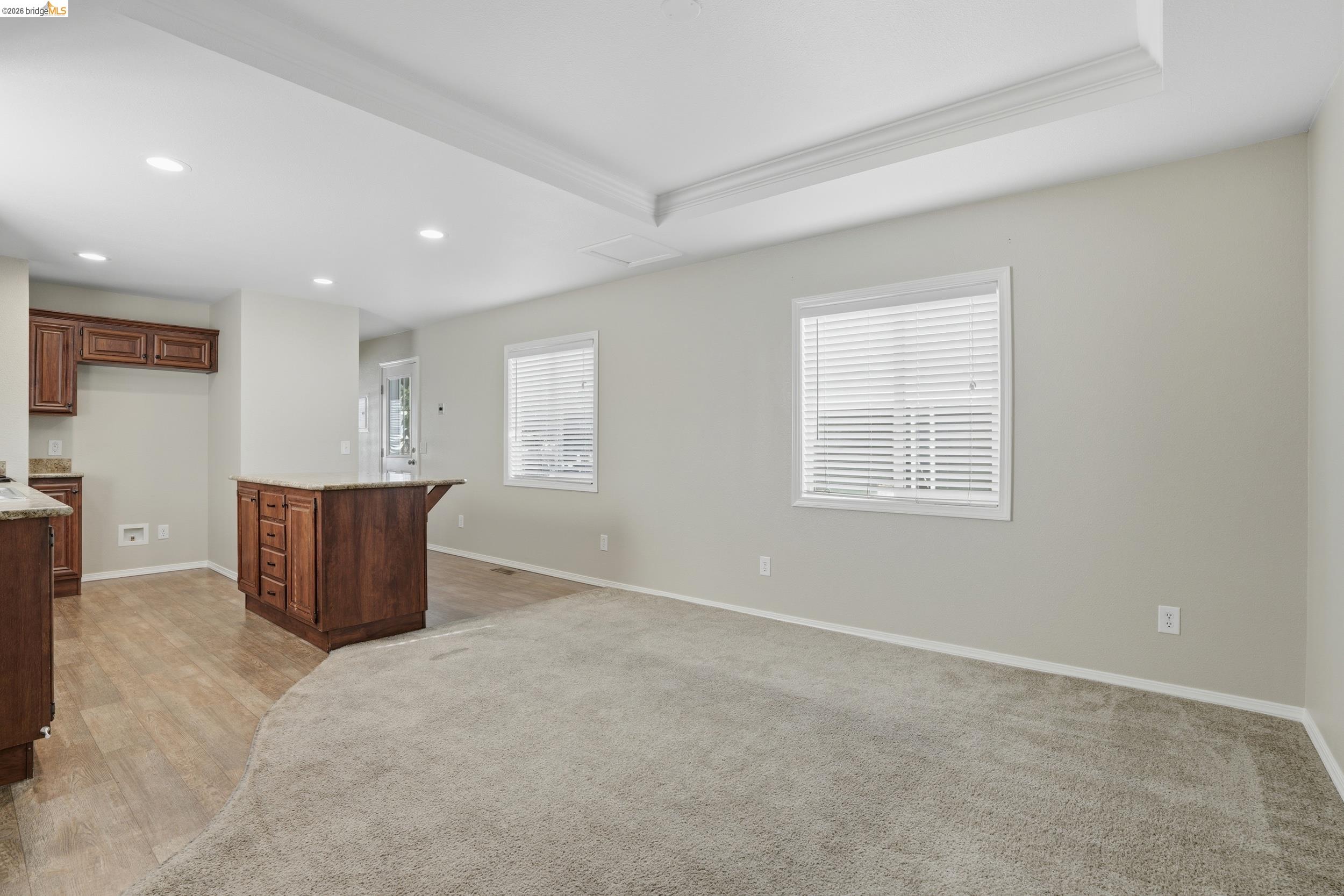 Detail Gallery Image 9 of 31 For 360 E Grant Line Rd Spc 18,  Tracy,  CA 95376 - 2 Beds | 1 Baths