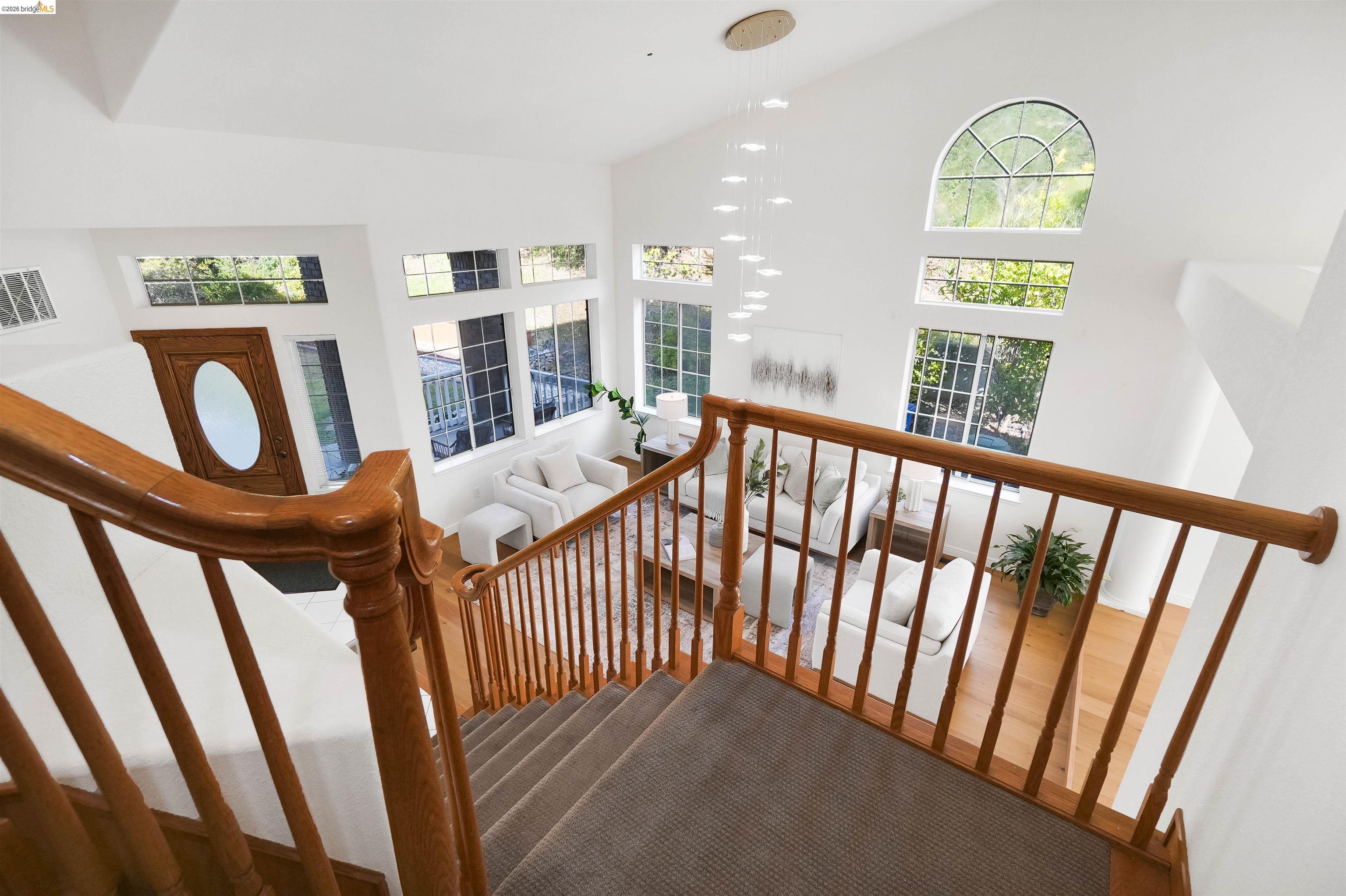 Detail Gallery Image 17 of 52 For 4080 Woodstock Rd., Hayward,  CA 94542-2255 - 4 Beds | 3 Baths