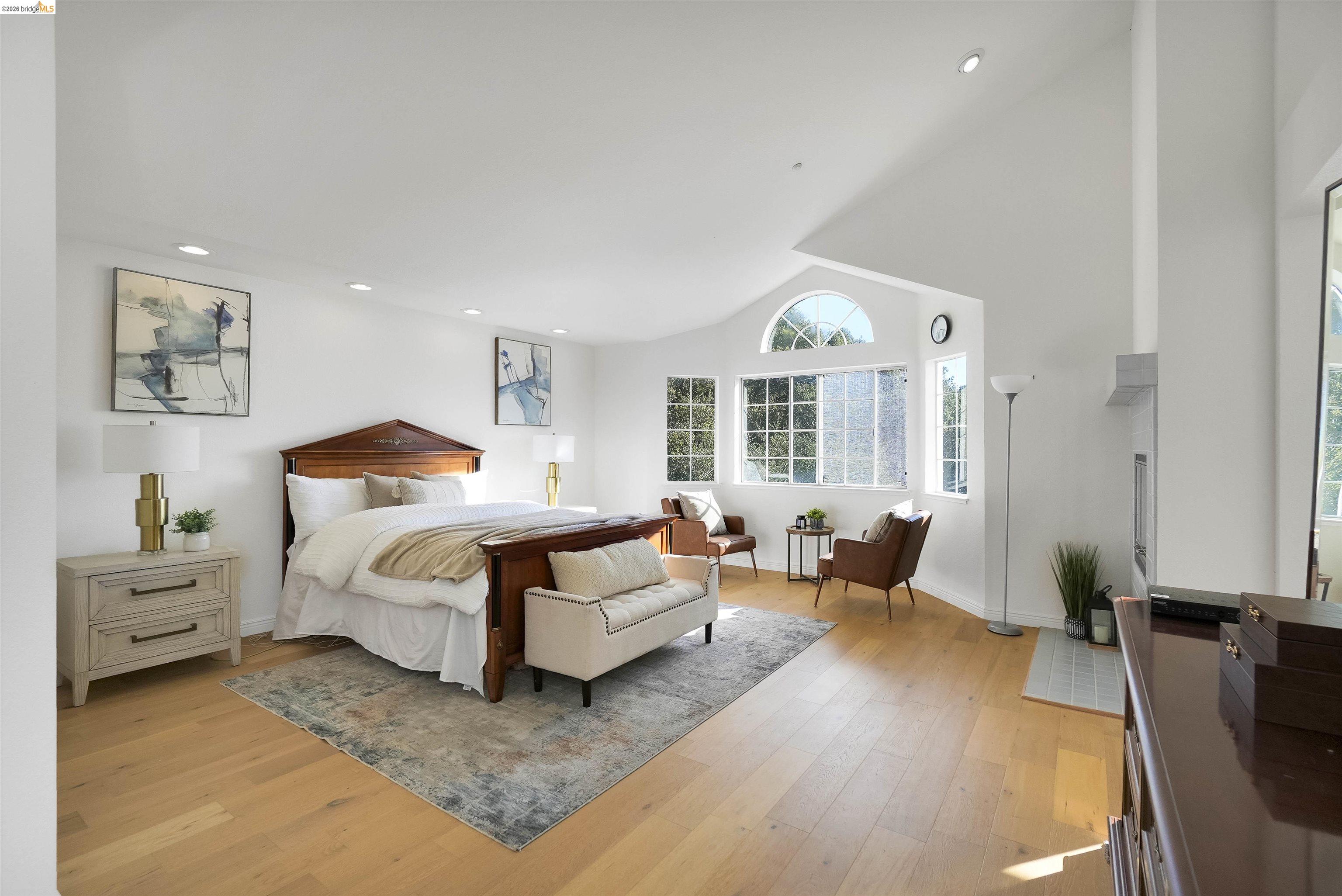 Detail Gallery Image 21 of 52 For 4080 Woodstock Rd., Hayward,  CA 94542-2255 - 4 Beds | 3 Baths