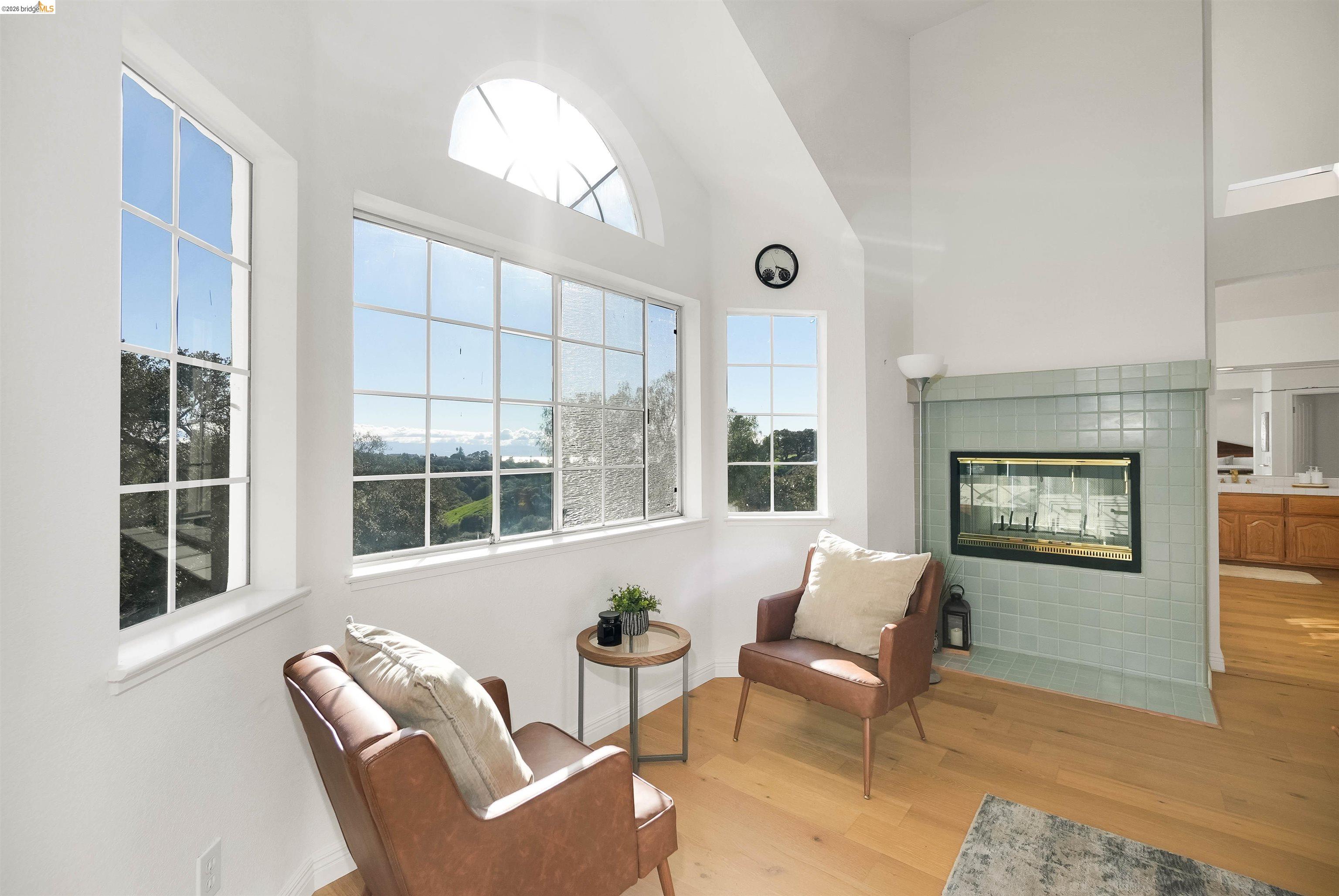 Detail Gallery Image 22 of 52 For 4080 Woodstock Rd., Hayward,  CA 94542-2255 - 4 Beds | 3 Baths