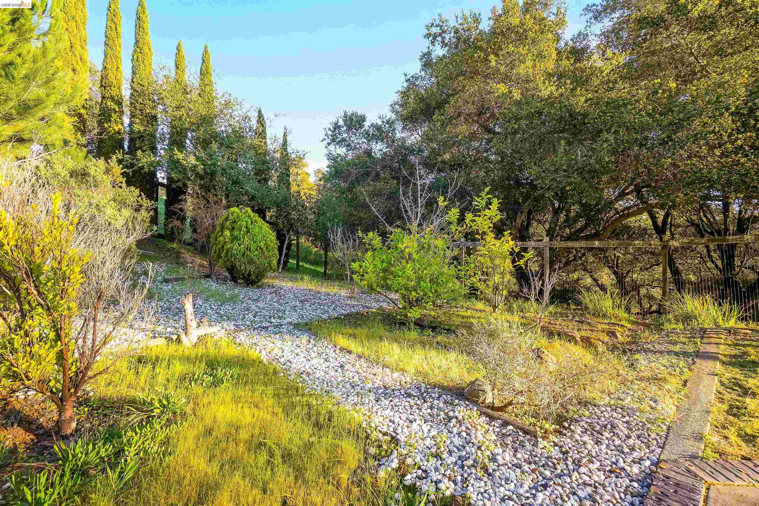 Detail Gallery Image 40 of 52 For 4080 Woodstock Rd., Hayward,  CA 94542-2255 - 4 Beds | 3 Baths