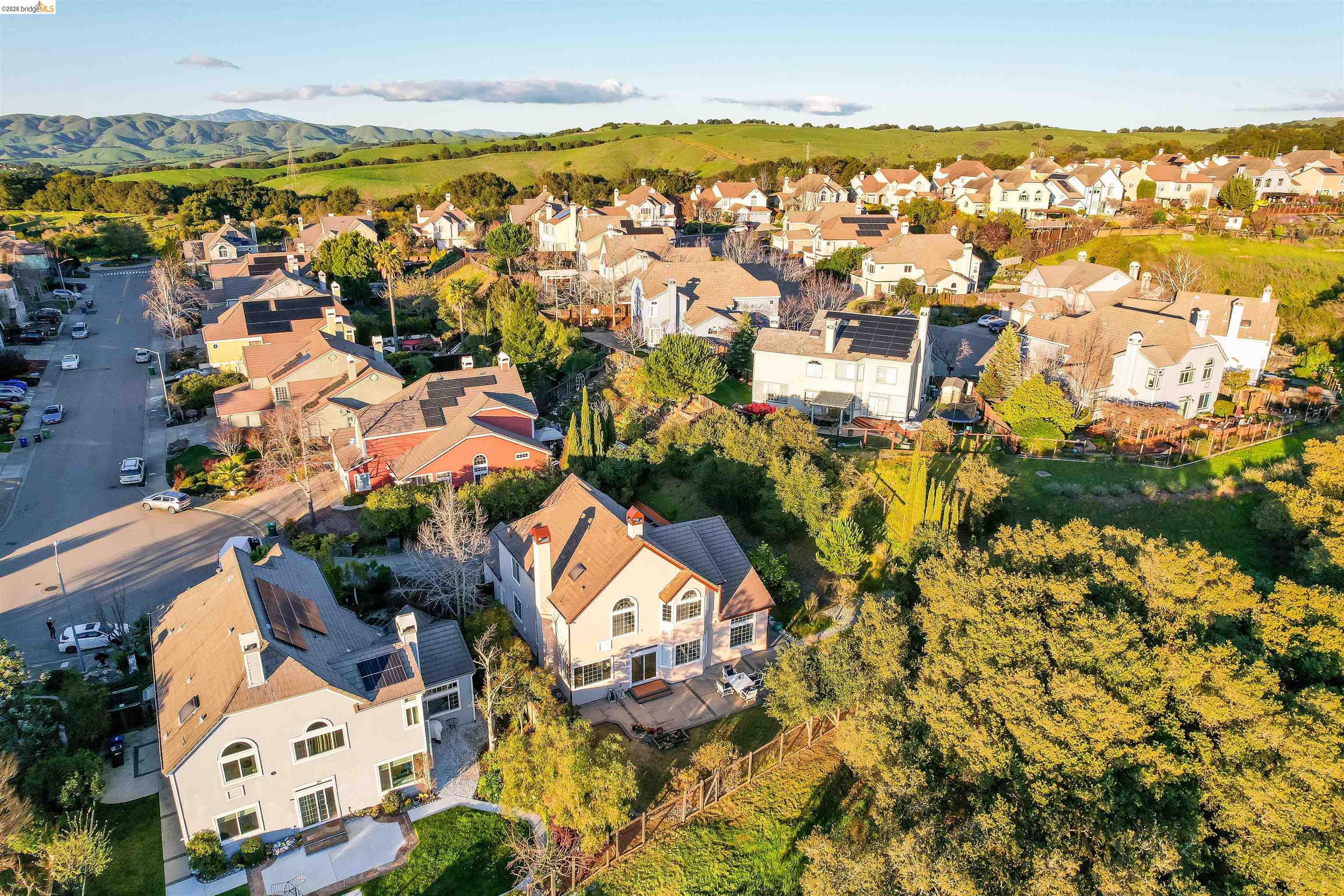 Detail Gallery Image 43 of 52 For 4080 Woodstock Rd., Hayward,  CA 94542-2255 - 4 Beds | 3 Baths