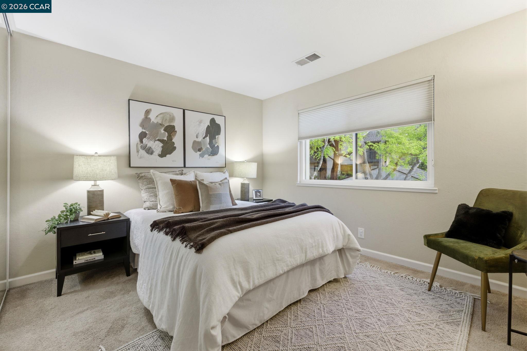 Detail Gallery Image 17 of 26 For 1589 Ashwood Dr., Martinez,  CA 94553 - 3 Beds | 2/1 Baths