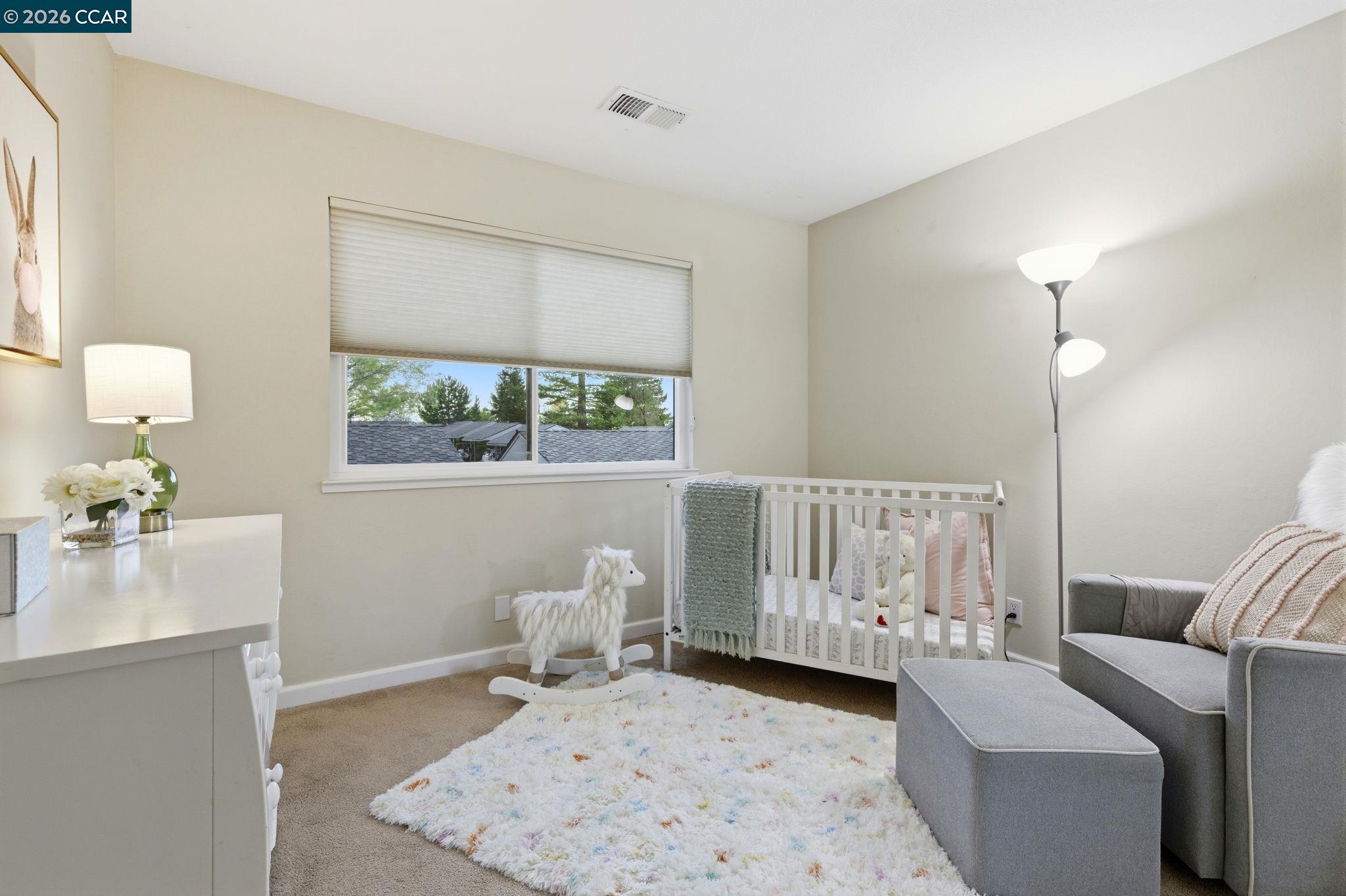 Detail Gallery Image 18 of 26 For 1589 Ashwood Dr., Martinez,  CA 94553 - 3 Beds | 2/1 Baths