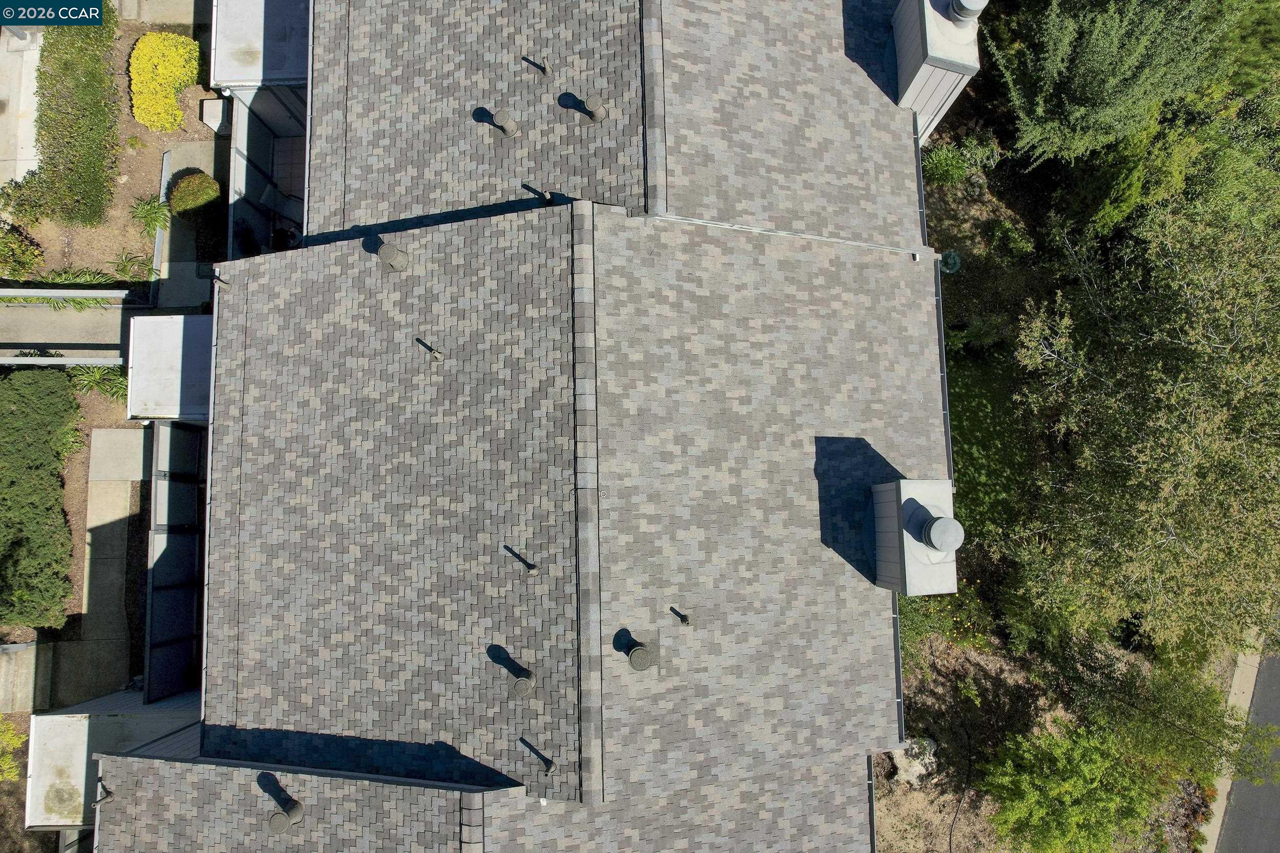 Detail Gallery Image 23 of 26 For 1589 Ashwood Dr., Martinez,  CA 94553 - 3 Beds | 2/1 Baths