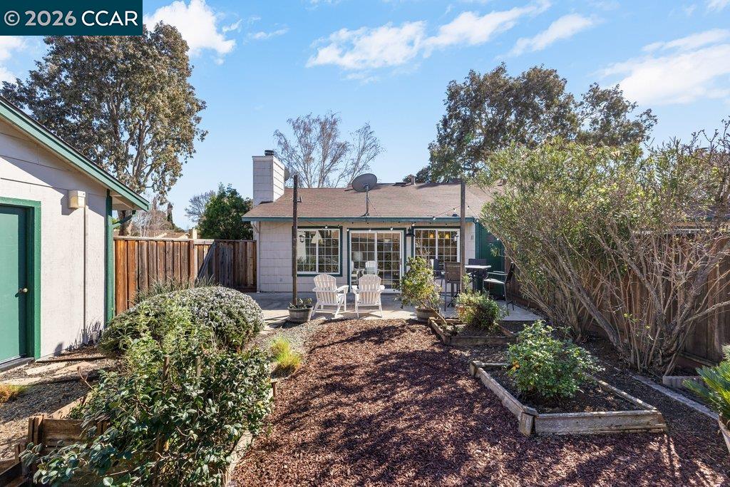 Detail Gallery Image 24 of 30 For 4669 Golf Dr, Livermore,  CA 94551 - 2 Beds | 1 Baths