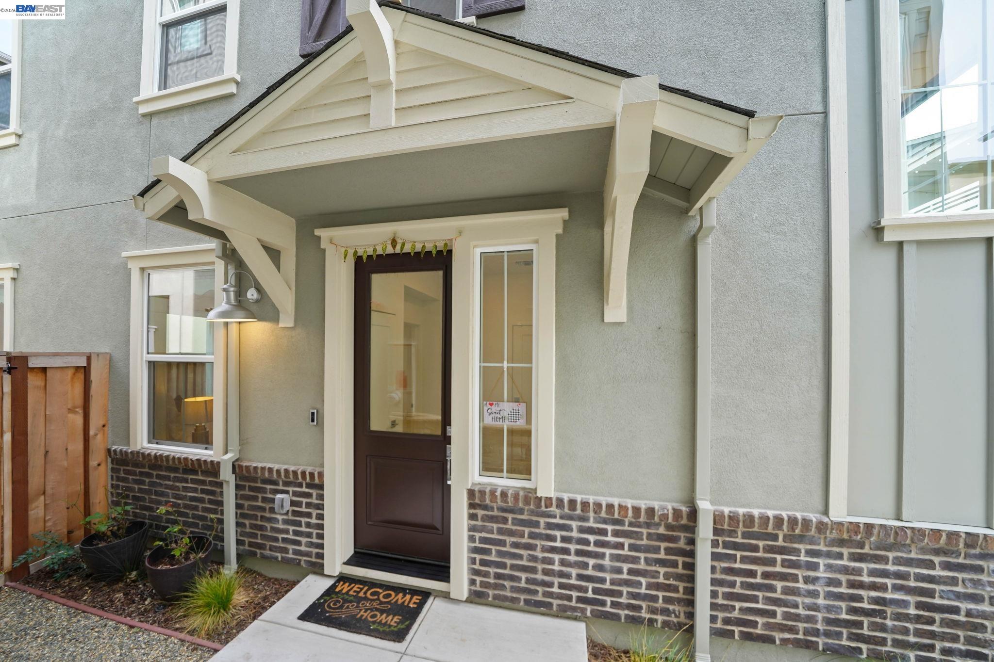 Detail Gallery Image 2 of 42 For 9034 Rudder Way, Newark,  CA 94560 - 4 Beds | 3/1 Baths