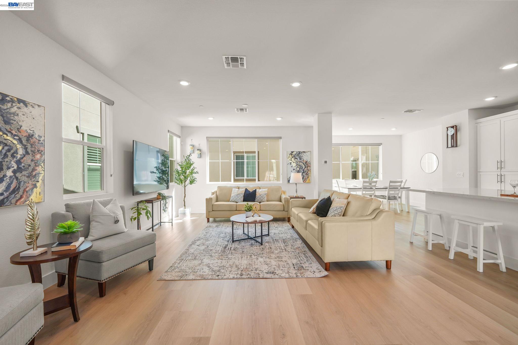 Detail Gallery Image 3 of 42 For 9034 Rudder Way, Newark,  CA 94560 - 4 Beds | 3/1 Baths