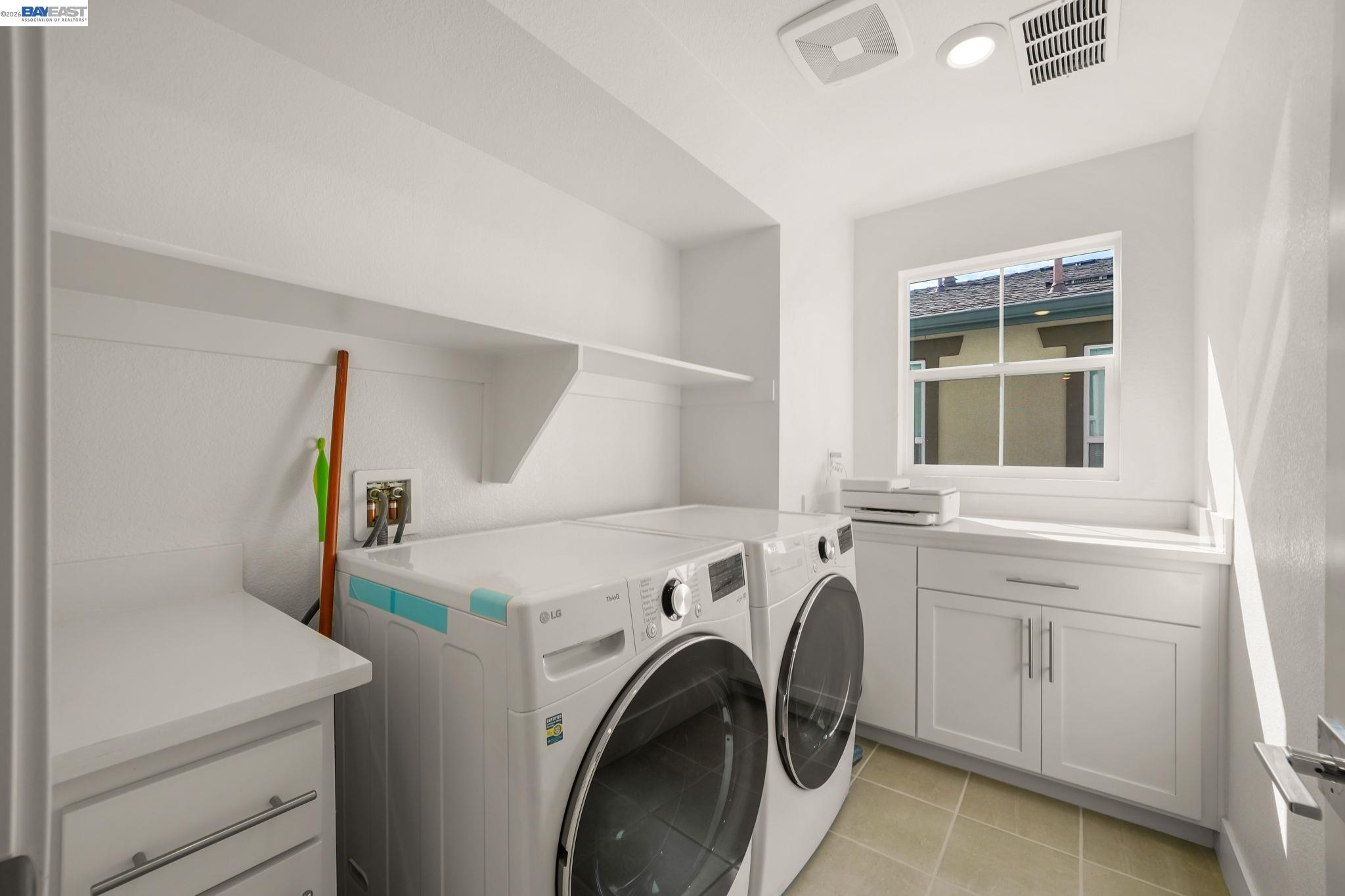 Detail Gallery Image 22 of 42 For 9034 Rudder Way, Newark,  CA 94560 - 4 Beds | 3/1 Baths