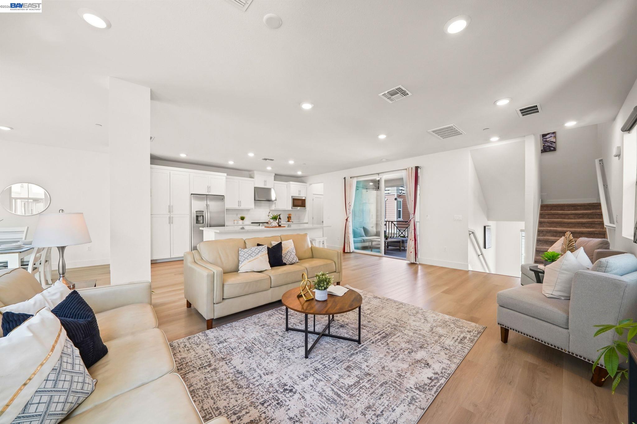 Detail Gallery Image 7 of 42 For 9034 Rudder Way, Newark,  CA 94560 - 4 Beds | 3/1 Baths