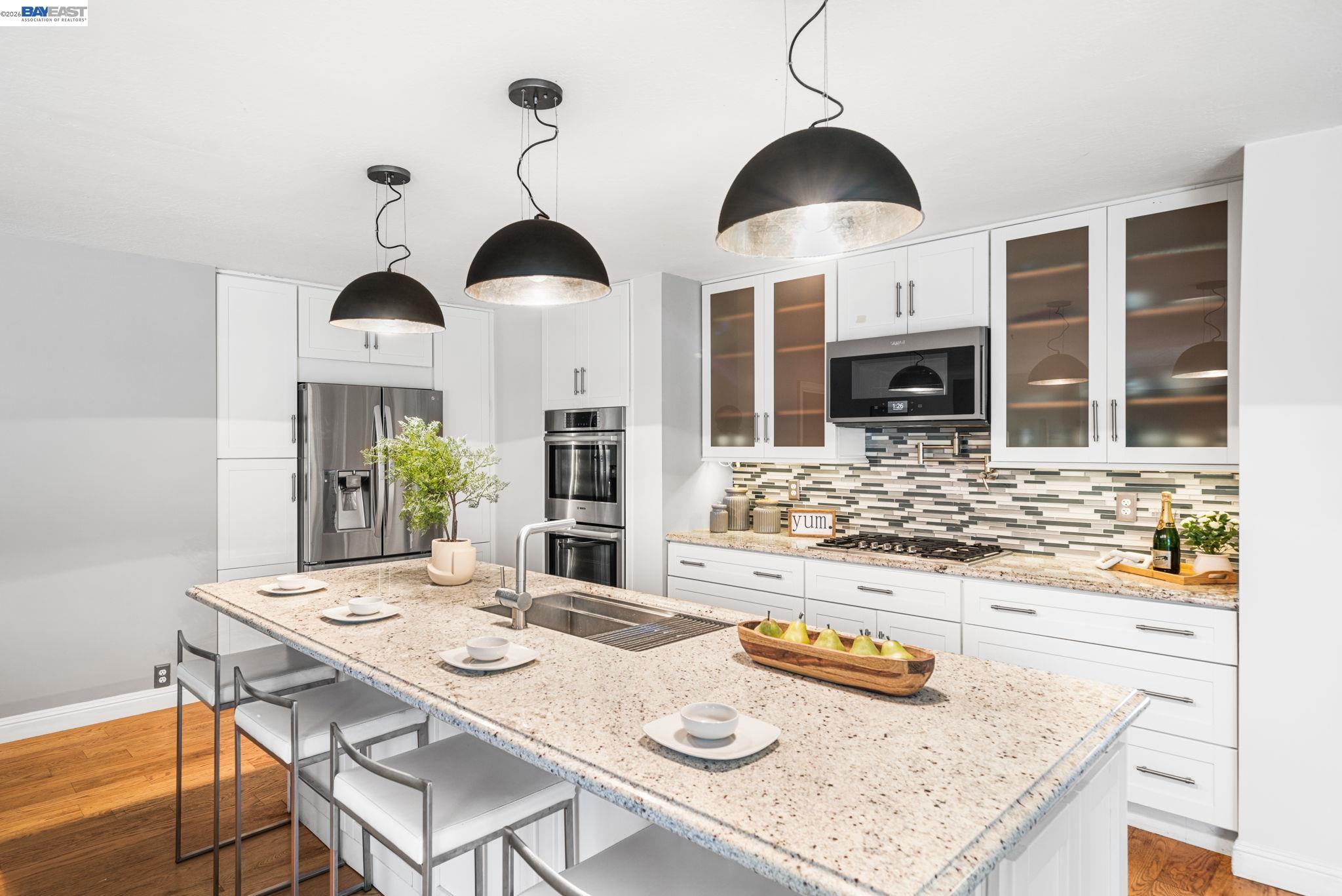 Detail Gallery Image 14 of 60 For 4262 Tamur Ct, Pleasanton,  CA 94566 - 5 Beds | 3 Baths