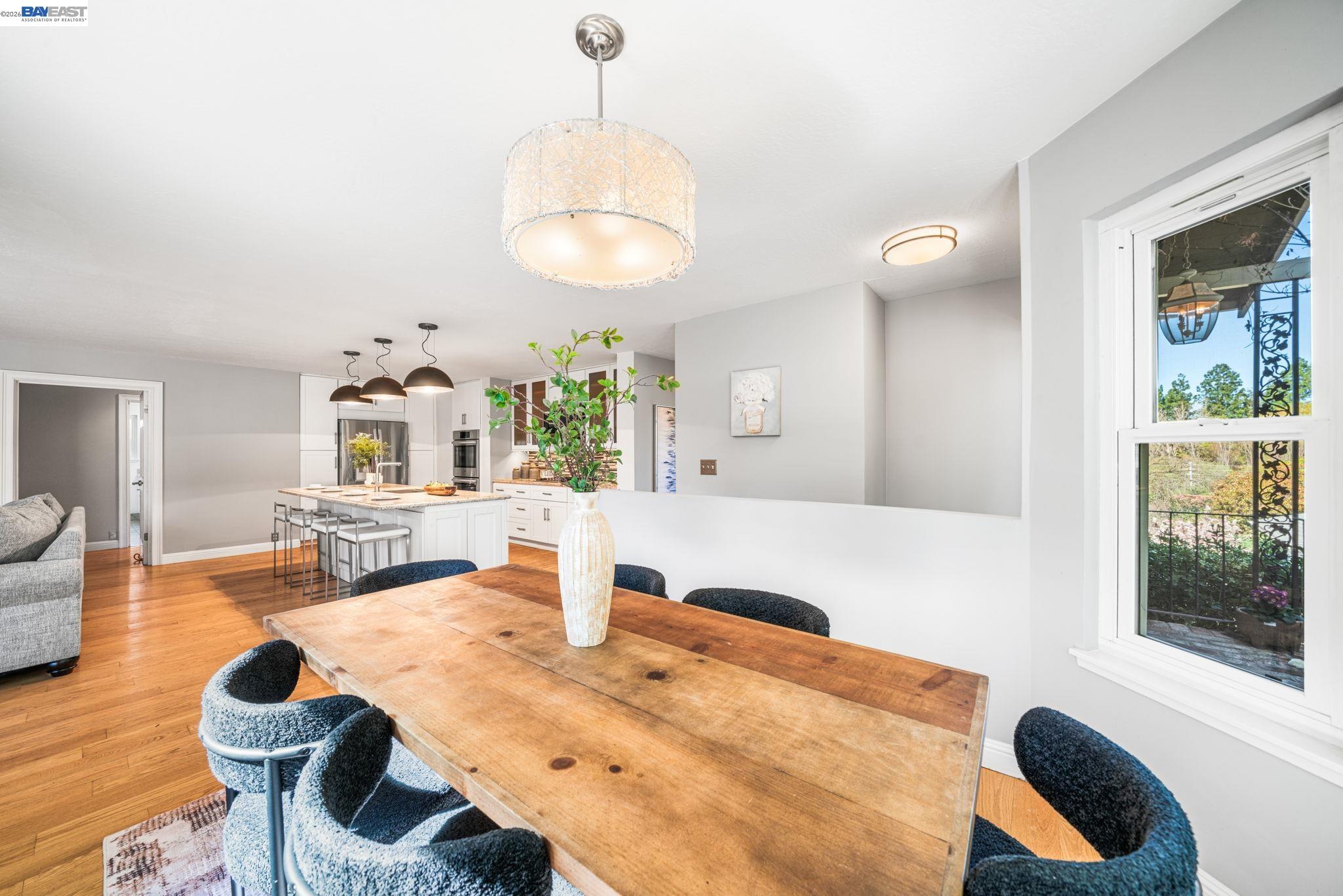 Detail Gallery Image 18 of 60 For 4262 Tamur Ct, Pleasanton,  CA 94566 - 5 Beds | 3 Baths