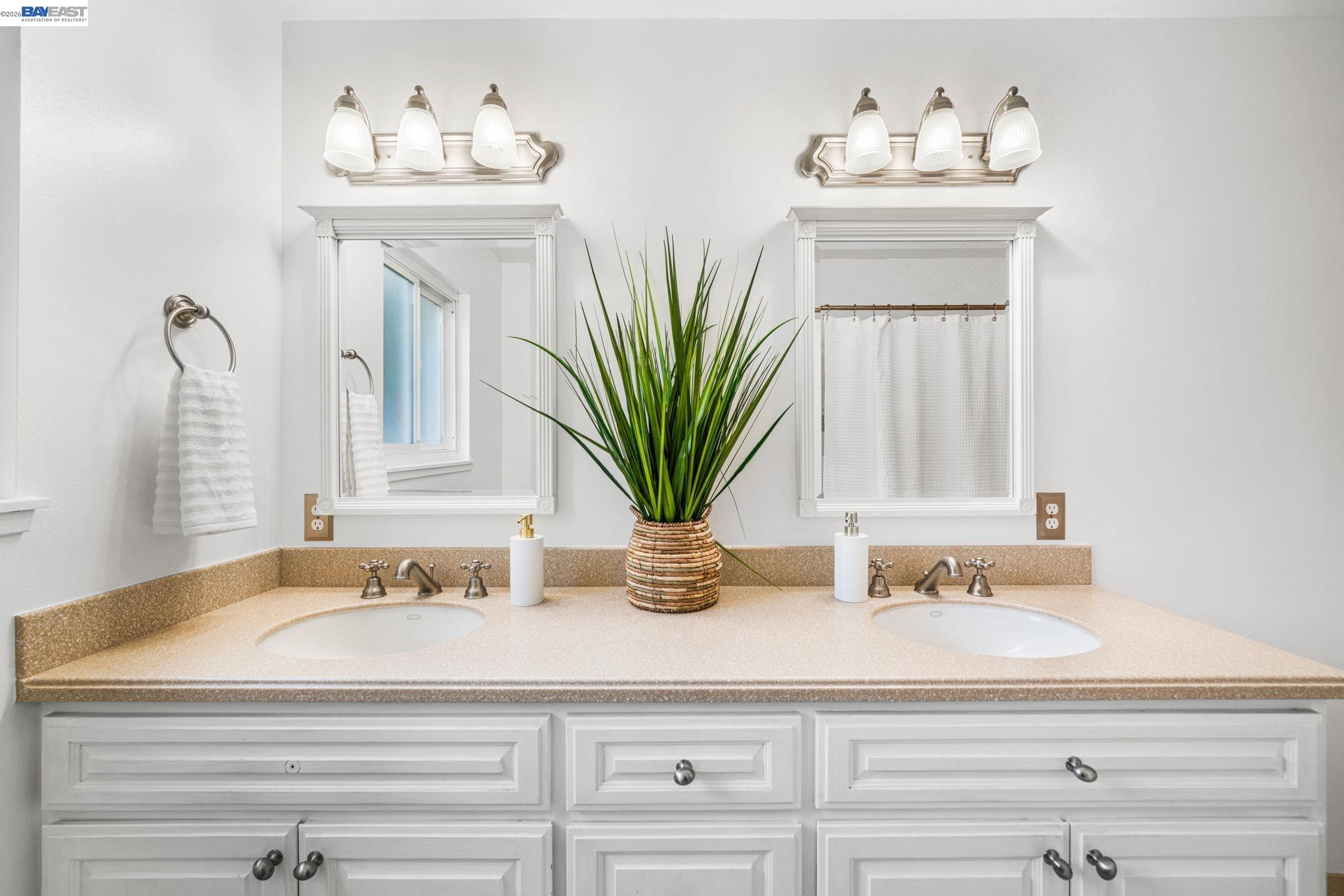 Detail Gallery Image 36 of 60 For 4262 Tamur Ct, Pleasanton,  CA 94566 - 5 Beds | 3 Baths