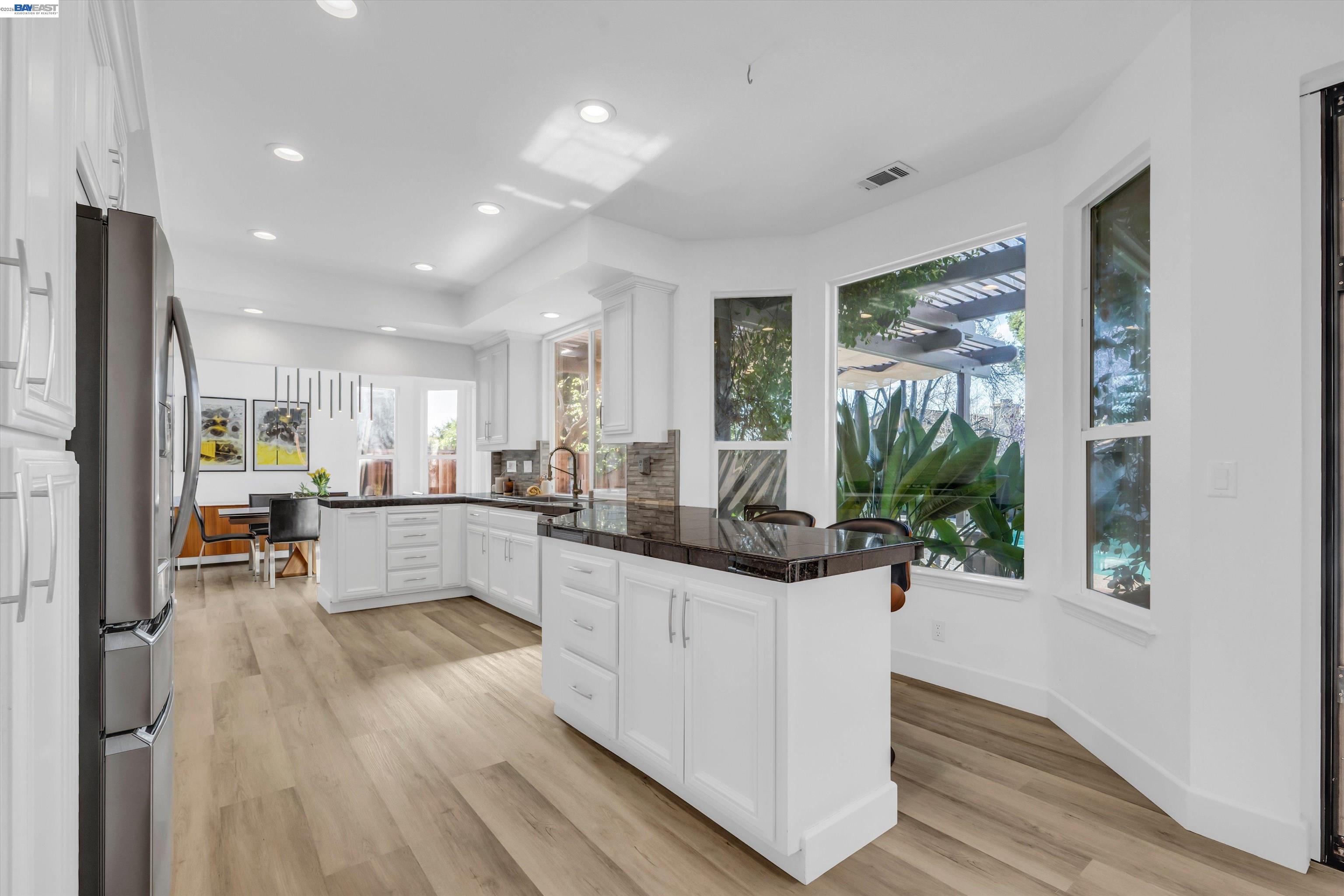 Detail Gallery Image 11 of 54 For 216 Elder Ct, San Ramon,  CA 94582 - 4 Beds | 3 Baths