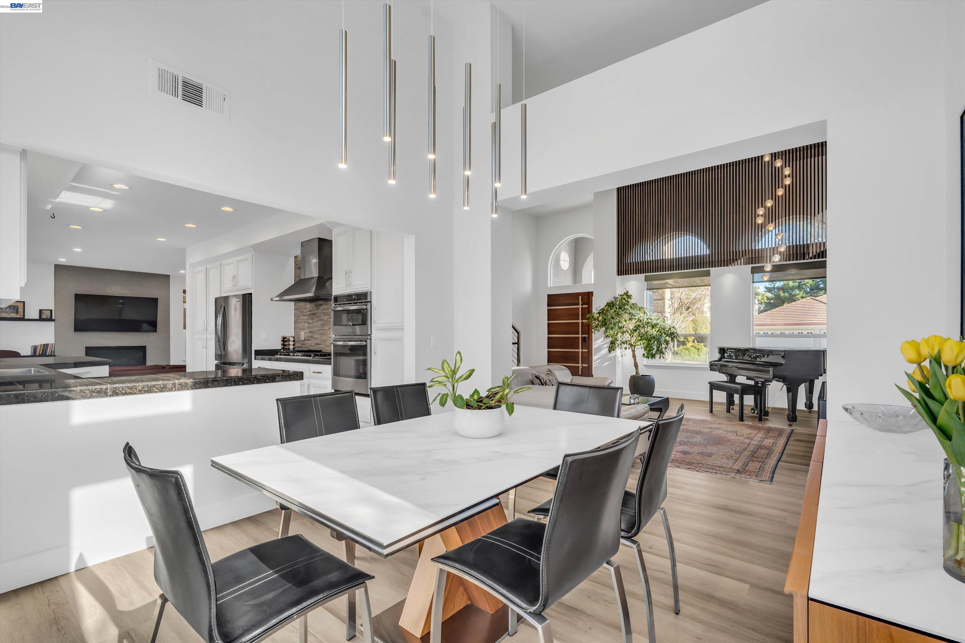 Detail Gallery Image 15 of 54 For 216 Elder Ct, San Ramon,  CA 94582 - 4 Beds | 3 Baths