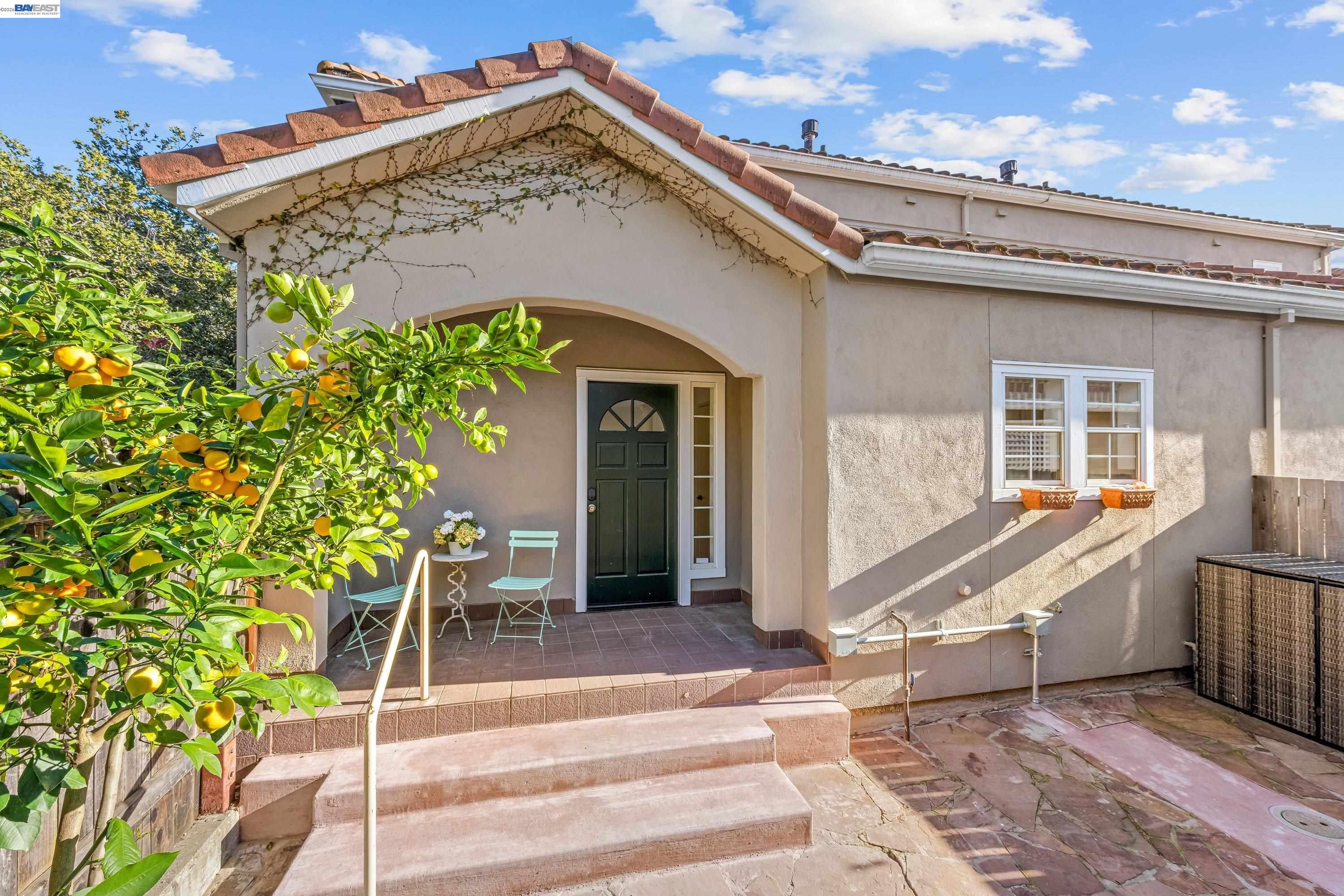 Photo #3: 41125914 Listing: Photo #3