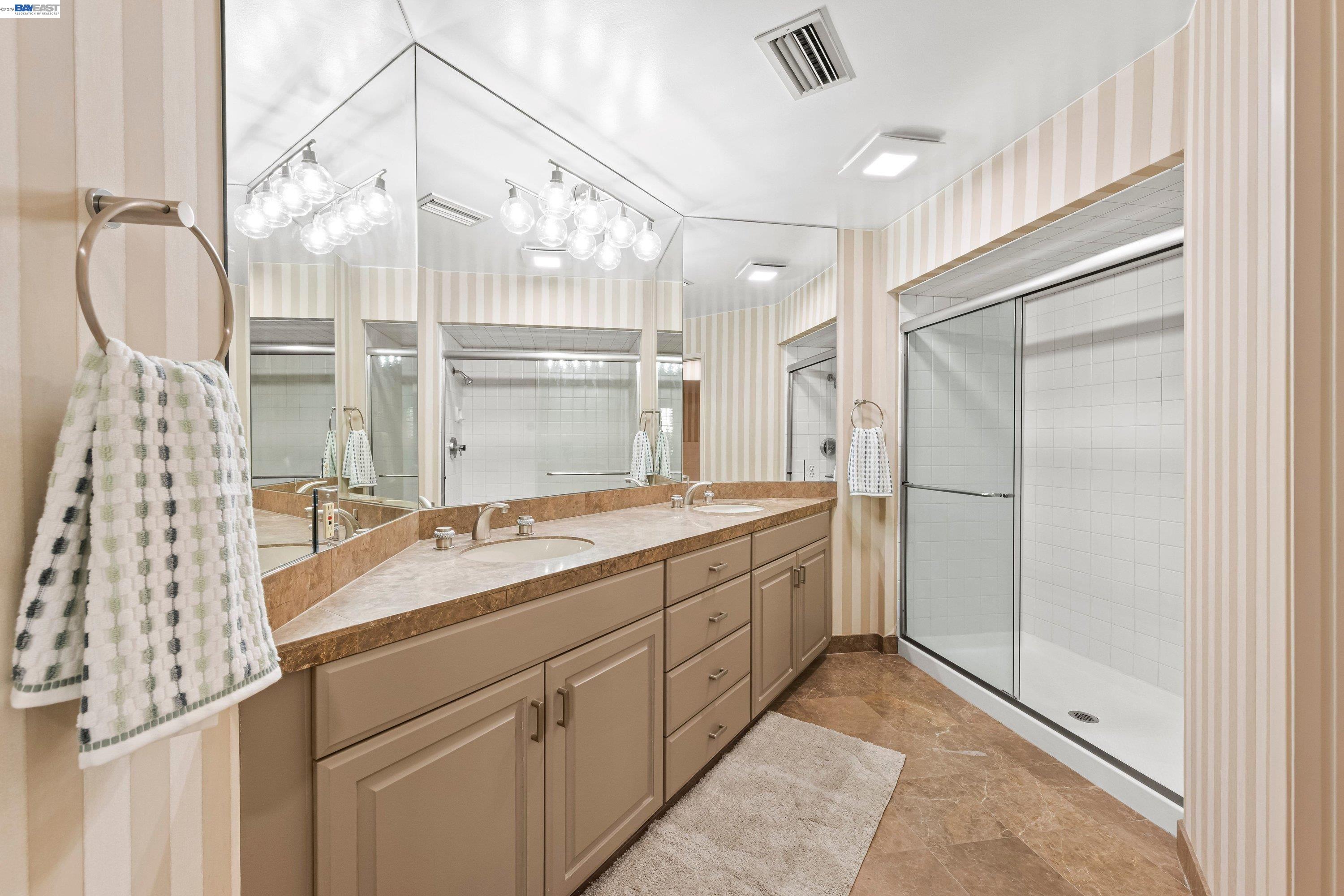 Photo #31: 41125914 Listing: Photo #31