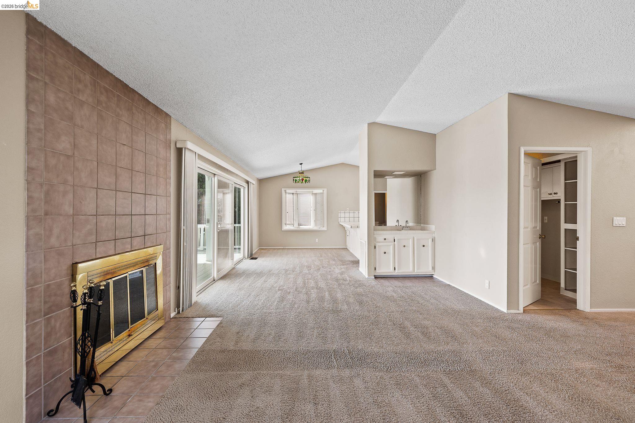 Detail Gallery Image 16 of 59 For 1147 Willow Lake Rd, Discovery Bay,  CA 94505 - 3 Beds | 2/1 Baths