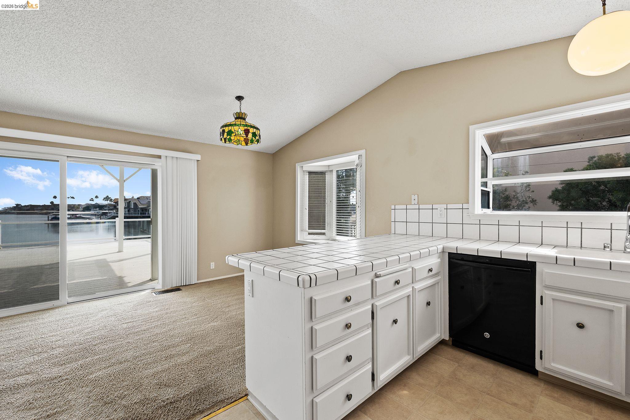 Detail Gallery Image 21 of 59 For 1147 Willow Lake Rd, Discovery Bay,  CA 94505 - 3 Beds | 2/1 Baths