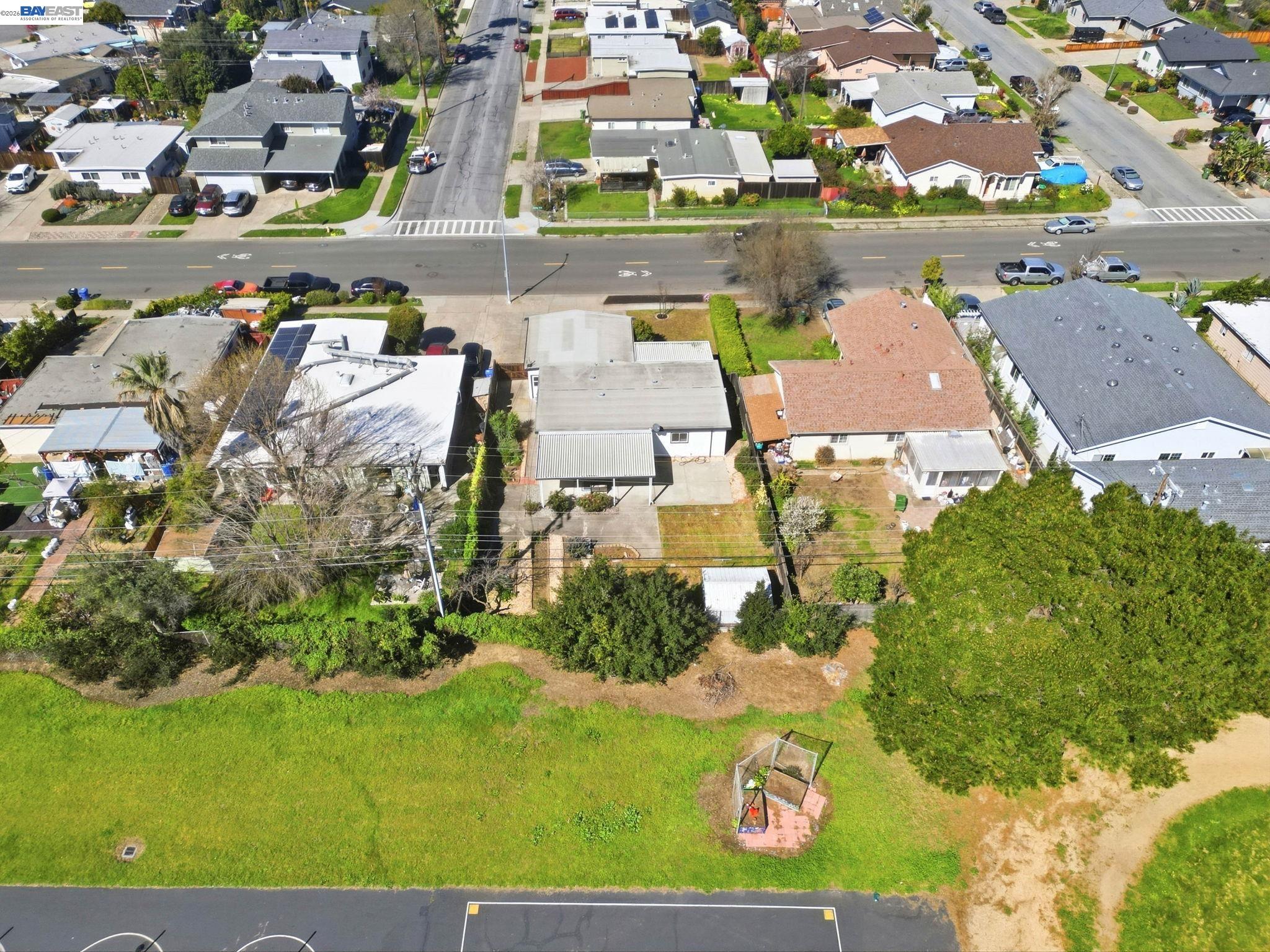 Detail Gallery Image 34 of 35 For 3136 Mission View Dr, Fremont,  CA 94538 - 3 Beds | 1/1 Baths