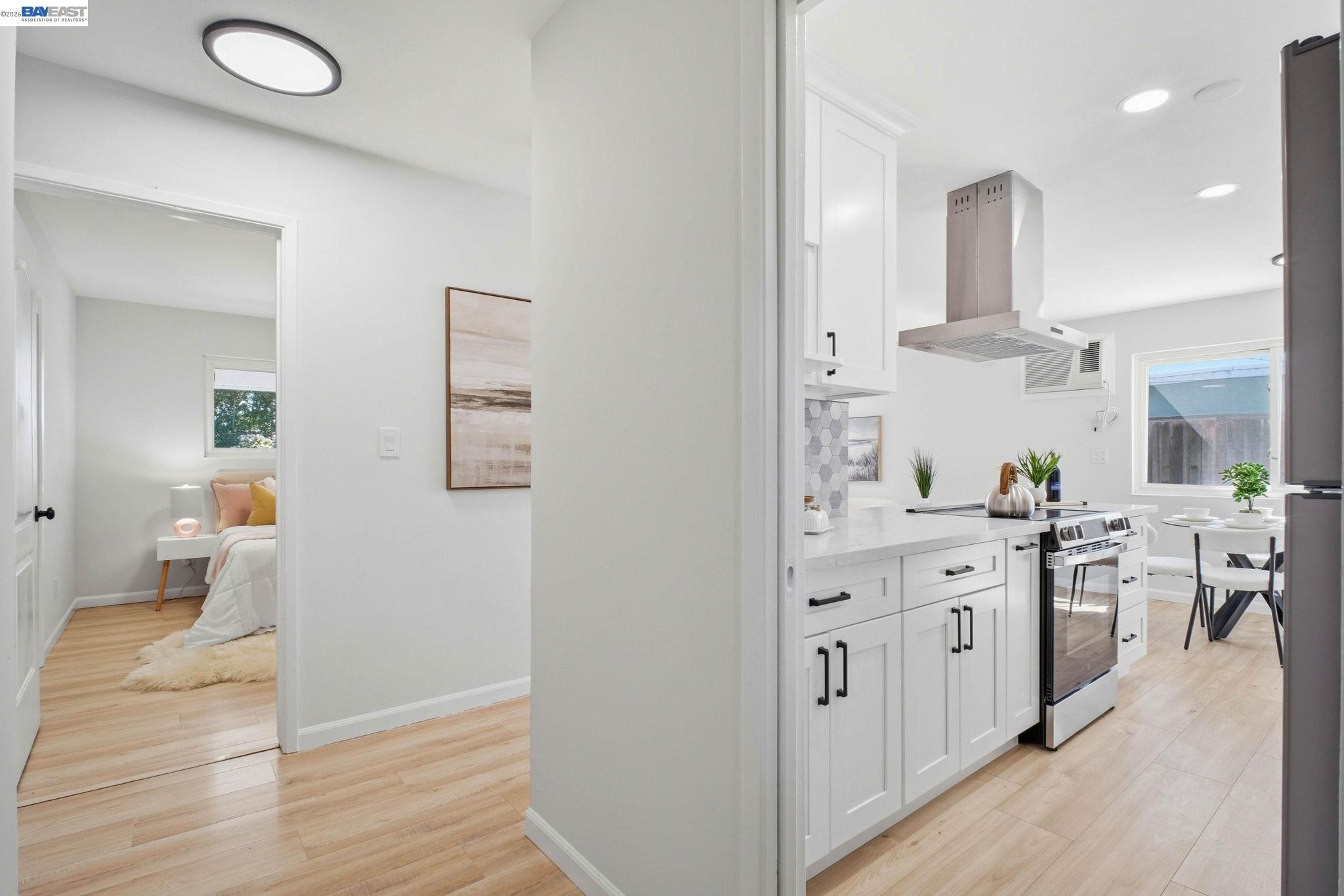 Detail Gallery Image 8 of 35 For 3136 Mission View Dr, Fremont,  CA 94538 - 3 Beds | 1/1 Baths