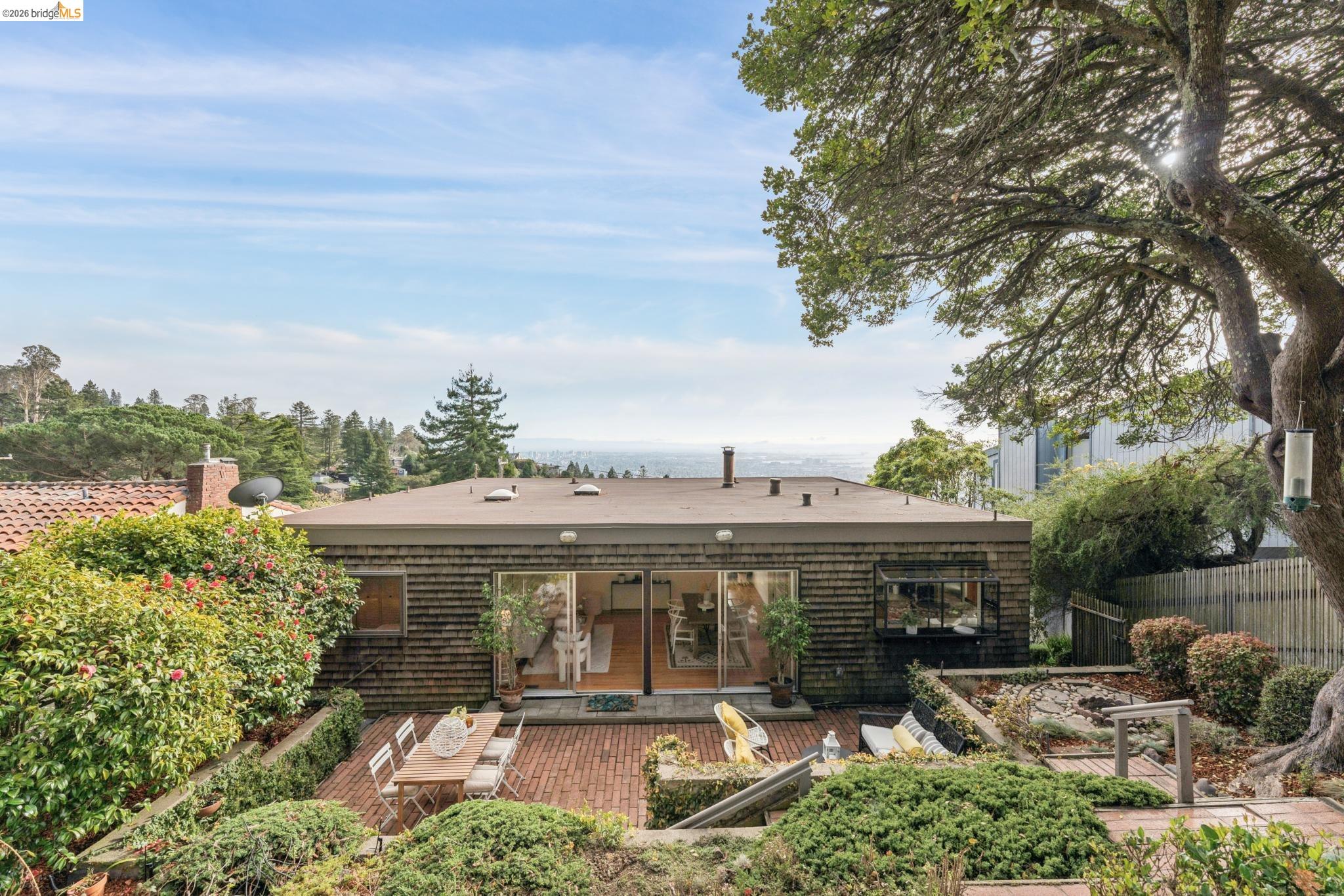 Detail Gallery Image 39 of 45 For 1155 Keeler Ave, Berkeley,  CA 94708 - 4 Beds | 2 Baths