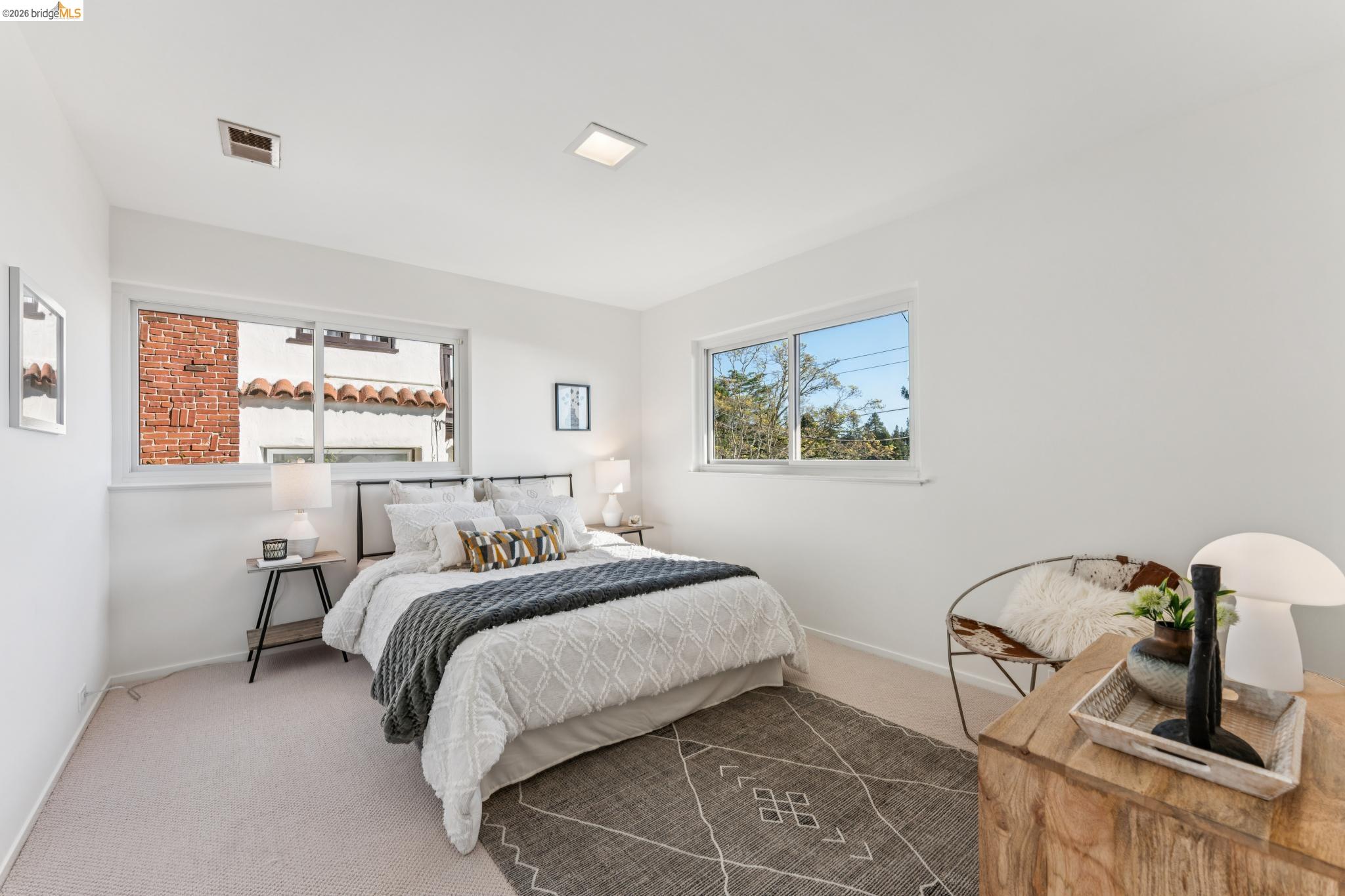 Detail Gallery Image 7 of 45 For 1155 Keeler Ave, Berkeley,  CA 94708 - 4 Beds | 2 Baths