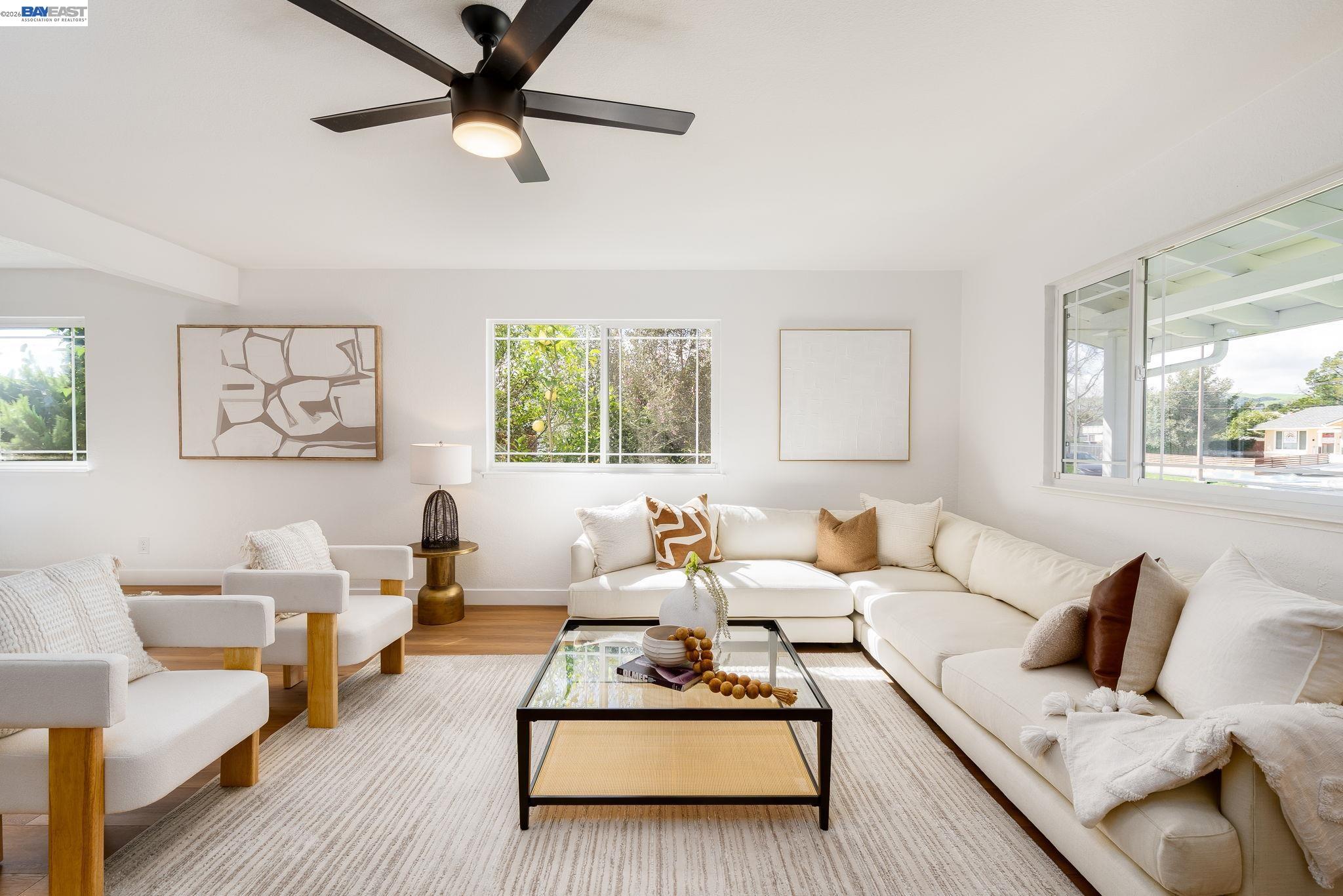 Detail Gallery Image 3 of 44 For 7172 Amador Valley Blvd, Dublin,  CA 94568 - 4 Beds | 2/1 Baths