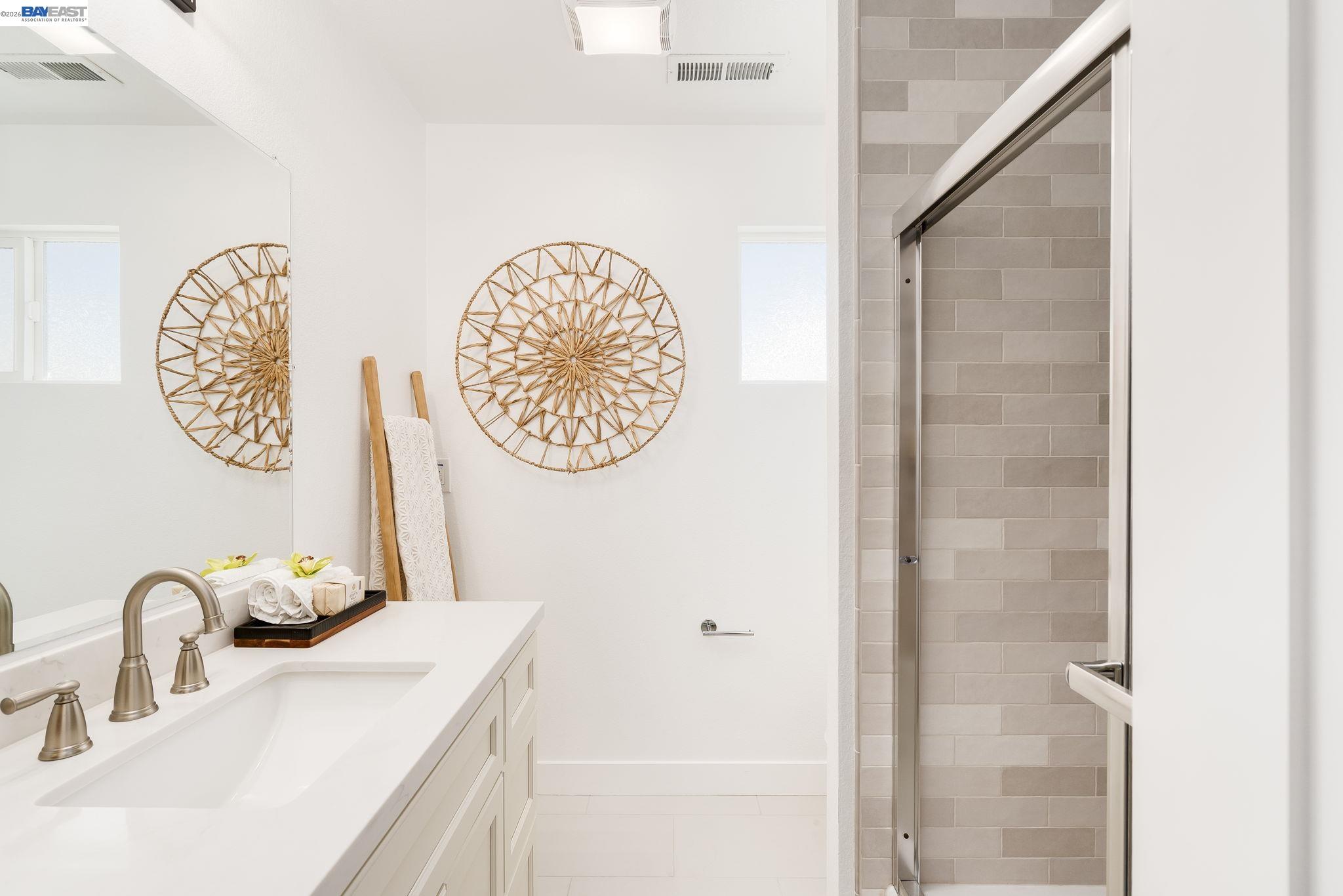 Detail Gallery Image 25 of 44 For 7172 Amador Valley Blvd, Dublin,  CA 94568 - 4 Beds | 2/1 Baths