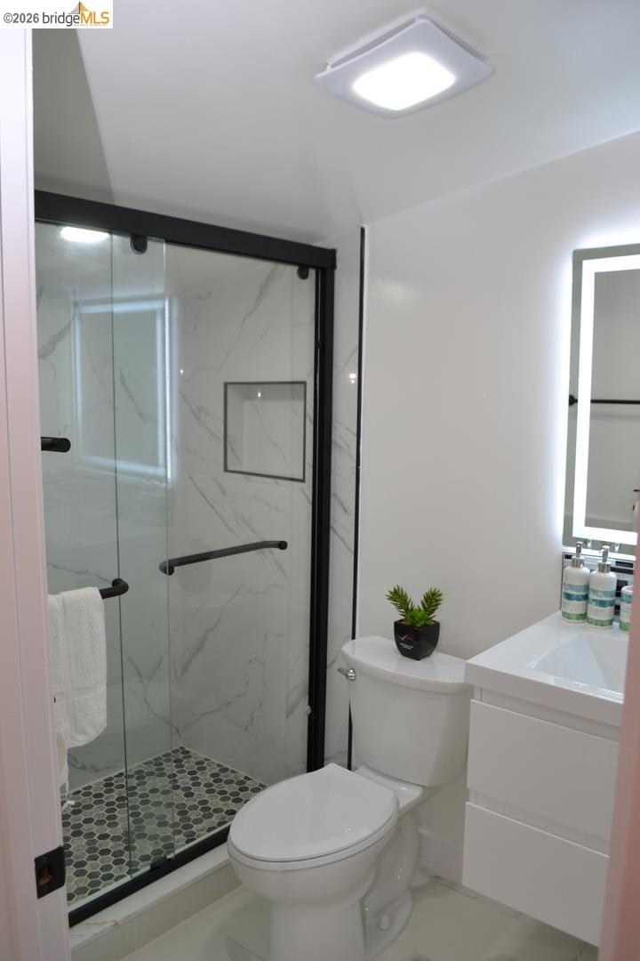 Detail Gallery Image 20 of 34 For 1516 Oscar St, Richmond,  CA 94804 - 3 Beds | 2 Baths