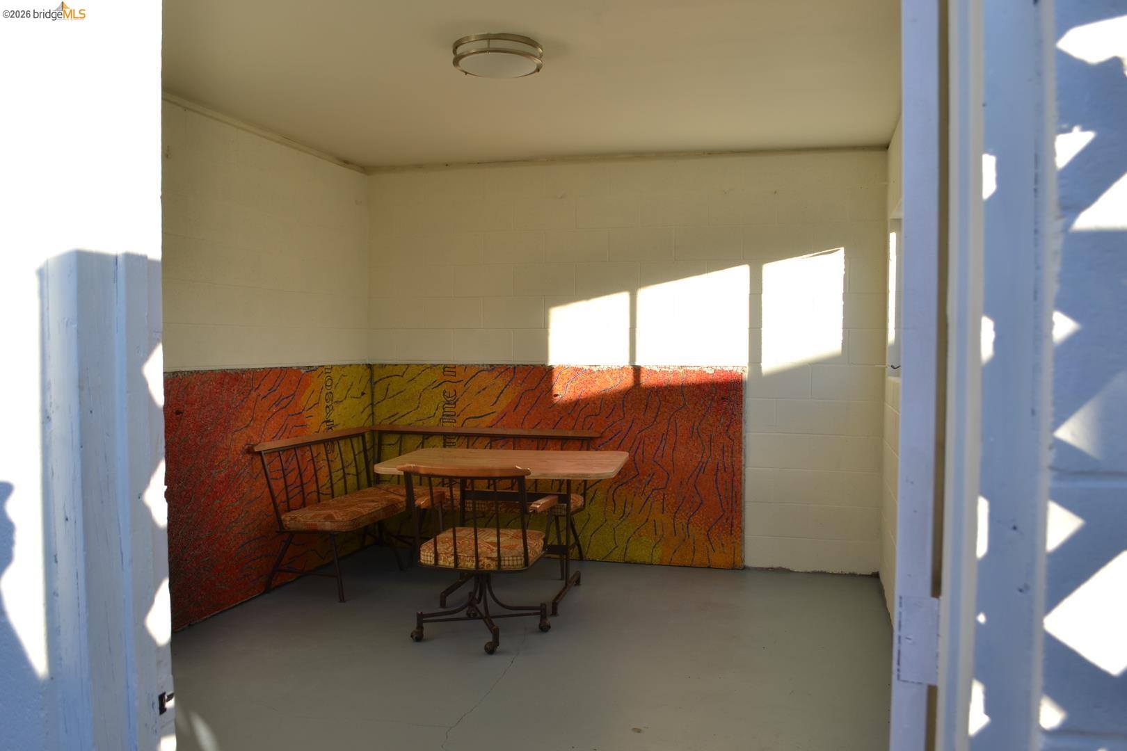 Detail Gallery Image 31 of 34 For 1516 Oscar St, Richmond,  CA 94804 - 3 Beds | 2 Baths